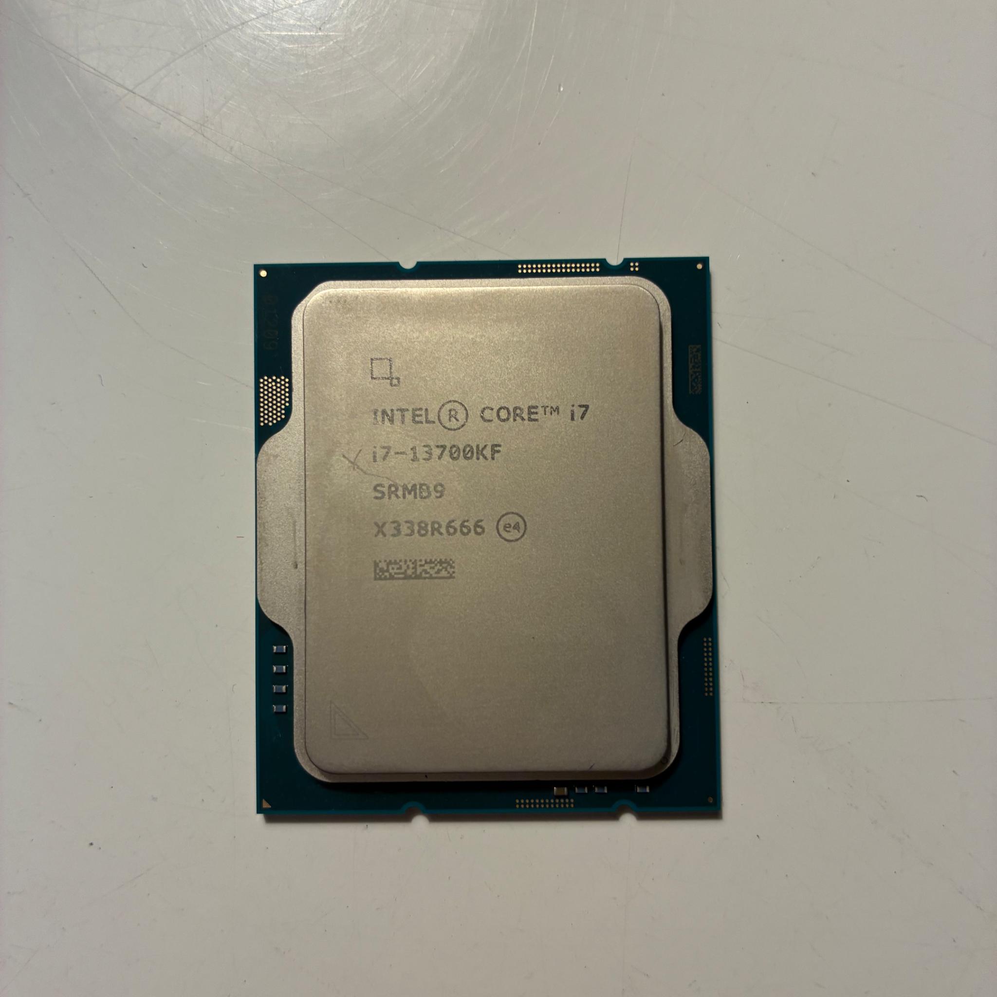i7-13700KF - LGA 1700 CPU