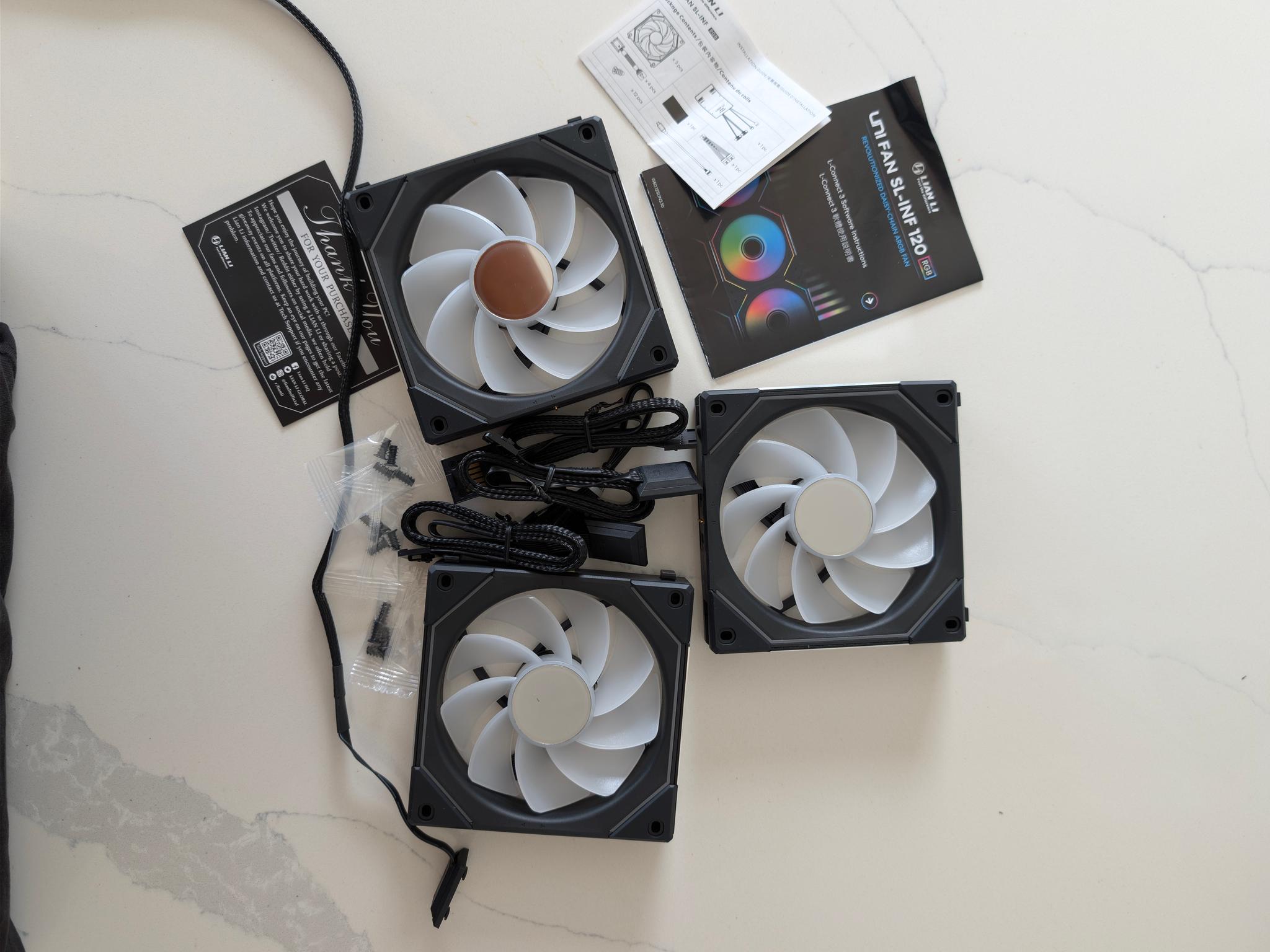 (3 pack) Lian Li Uni Fan SL-Inf 120 Reverse Blade