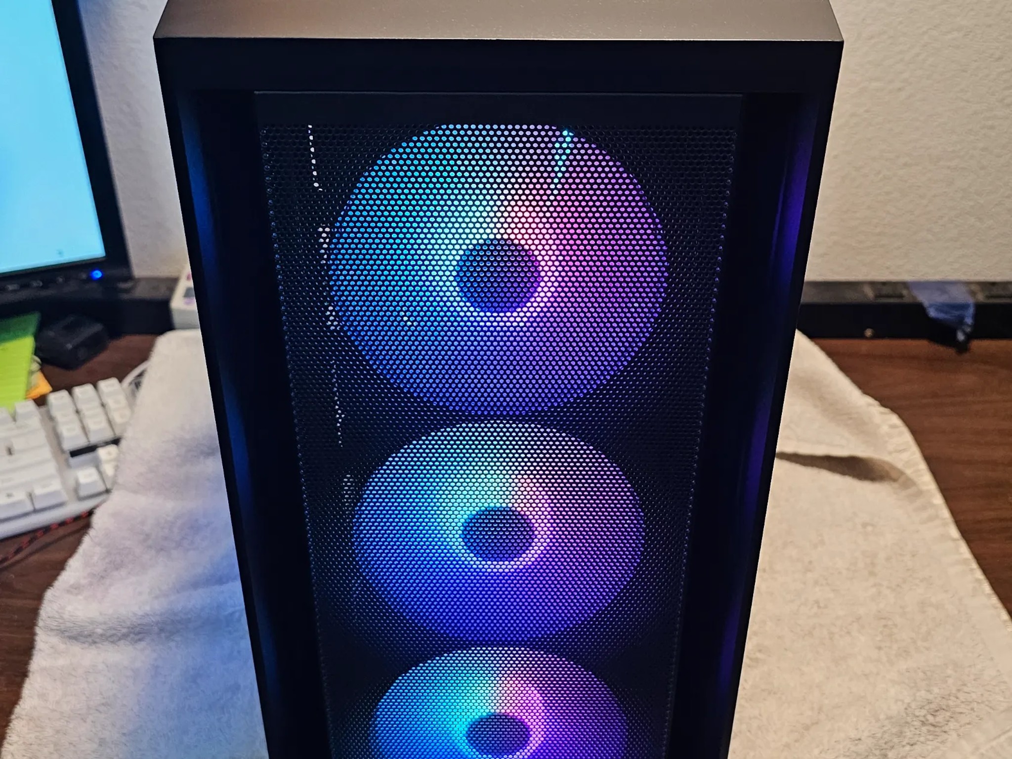 RTX 3060 Ti | RYZEN 7600X | 32GB DDR5 | *BNIB* | 1080P-1440P GAMING PC (PROJECT DEFENDER) $1049