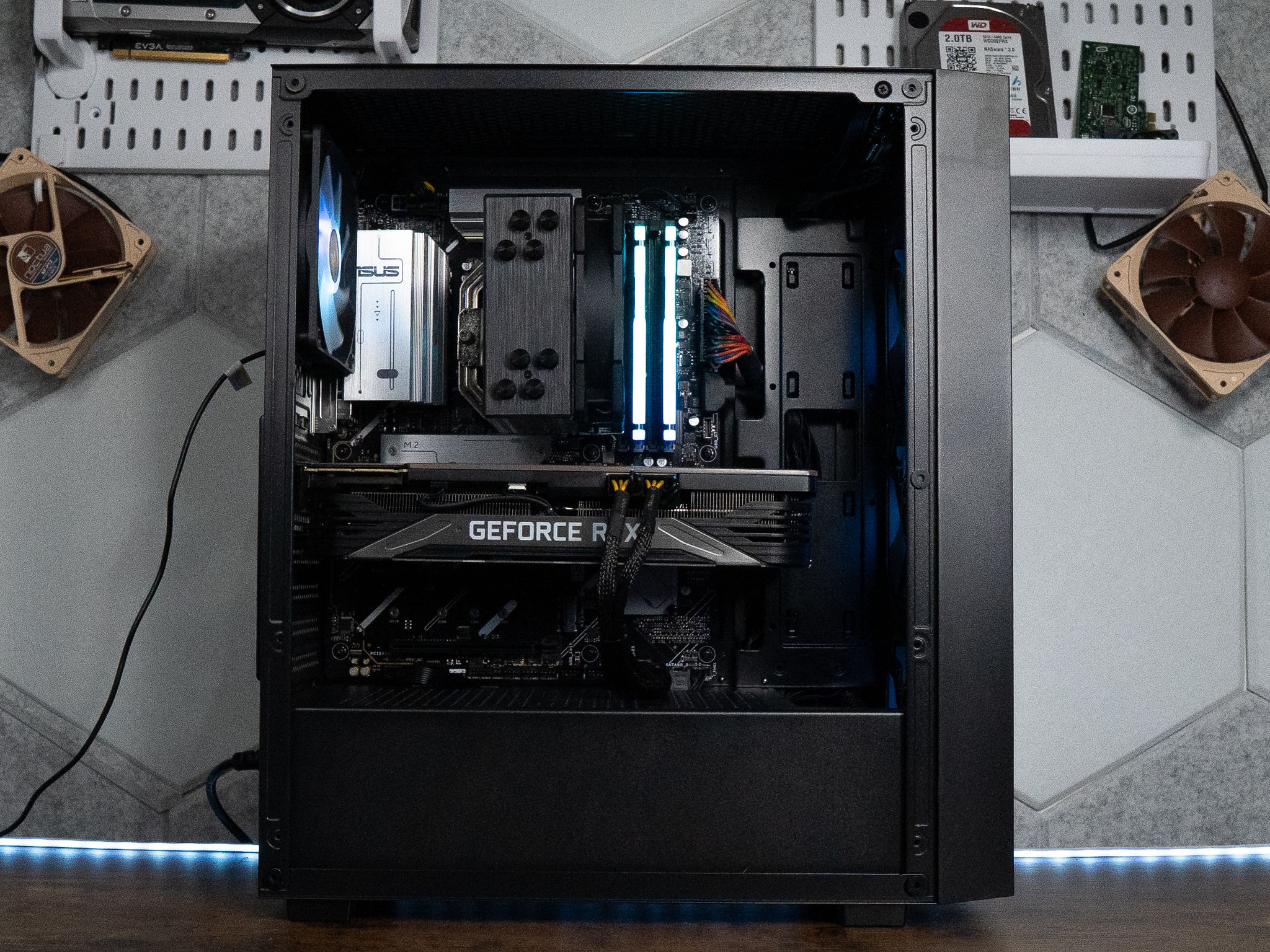 🌌🛰️ | PNY XLR8 RTX 3090 24GB | RYZEN 7 7700X | 32GB DDR5 RAM | 2TB SSD | Y2K OATHKEEPER GOLD
