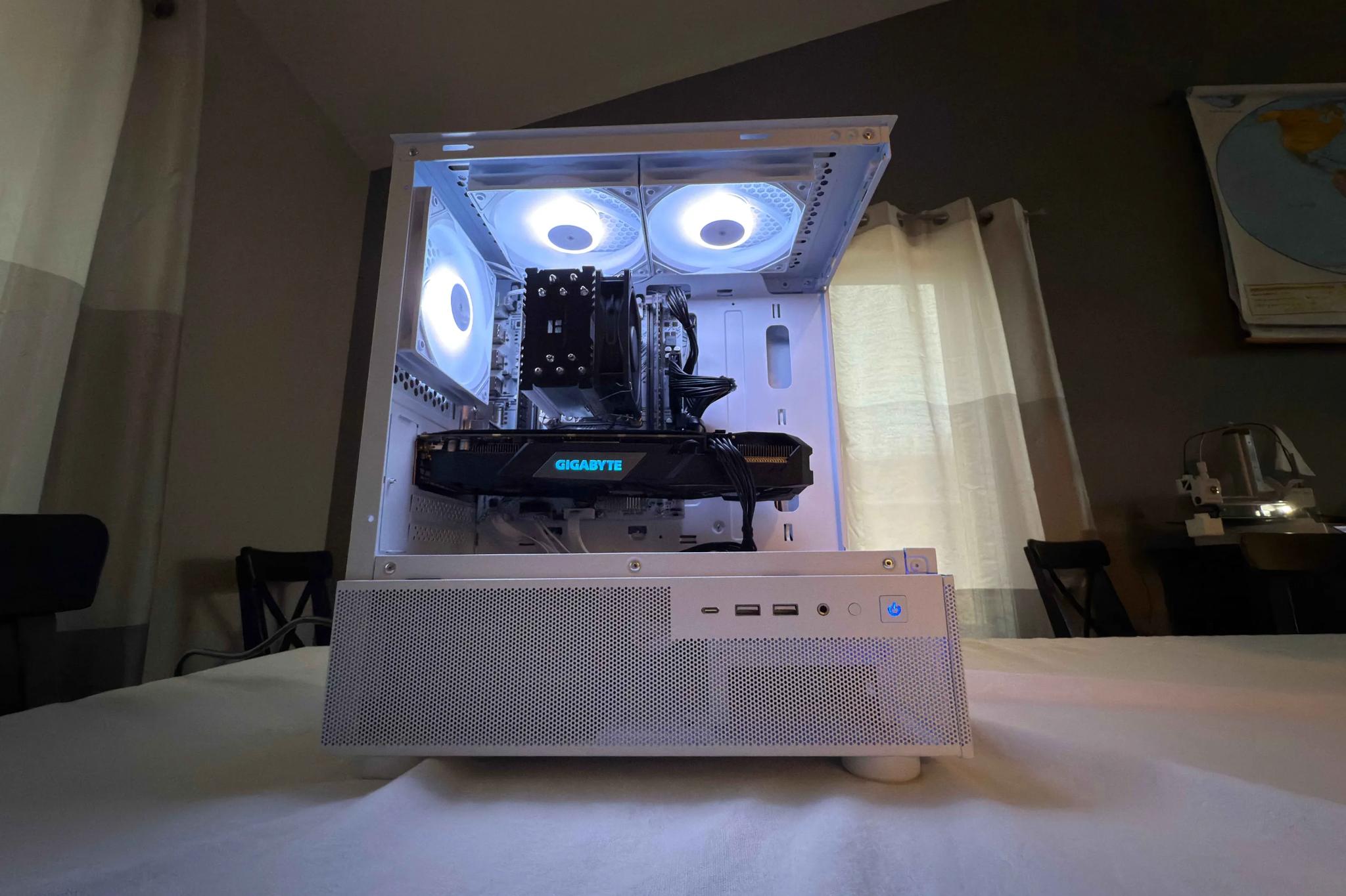 CM COMPUTERS