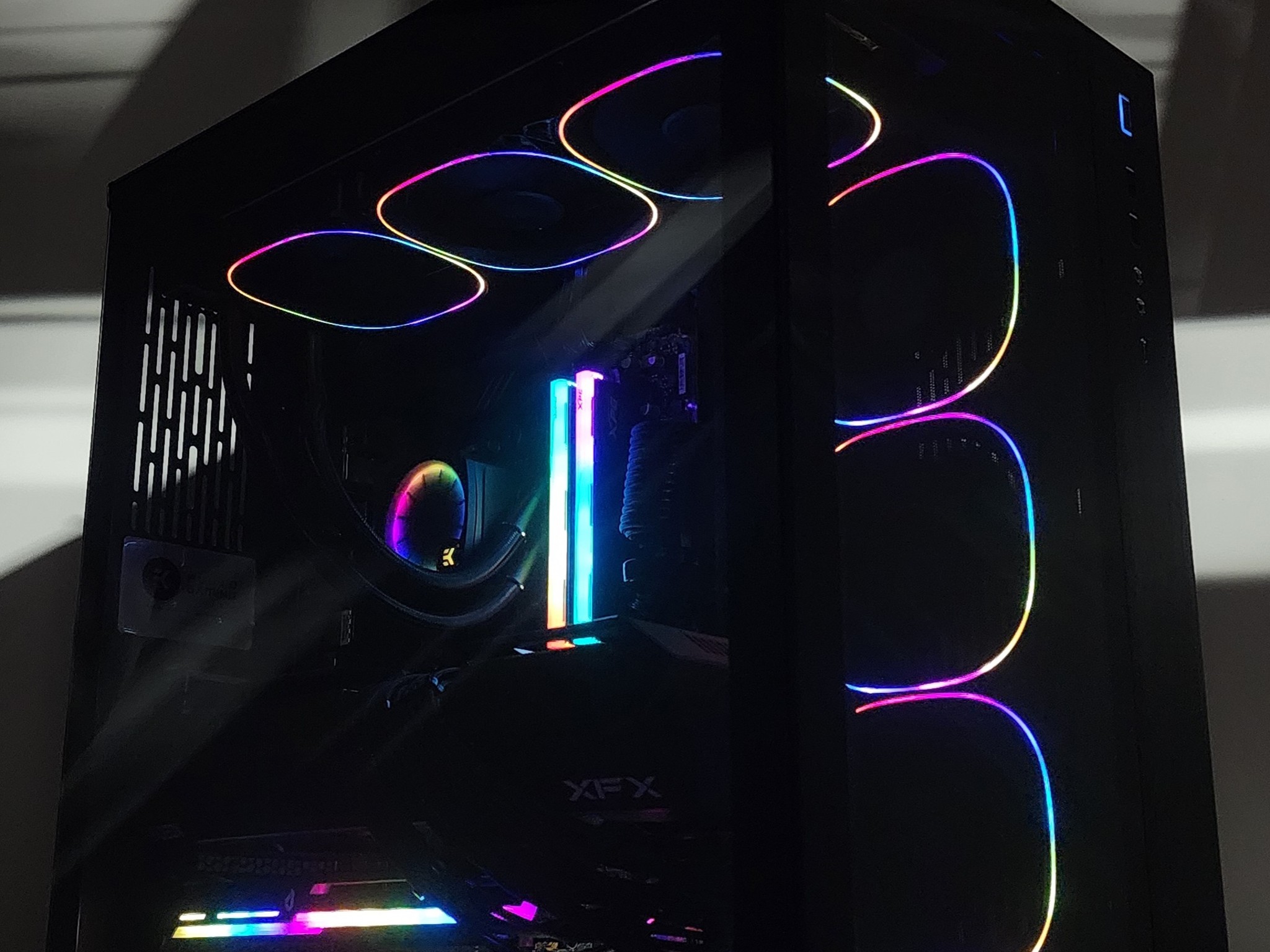 Gaming PC Ryzen 7 7800X3D 32GB RAM 2TB SSD RX 9070 XT 16GB Windows 11 Computer