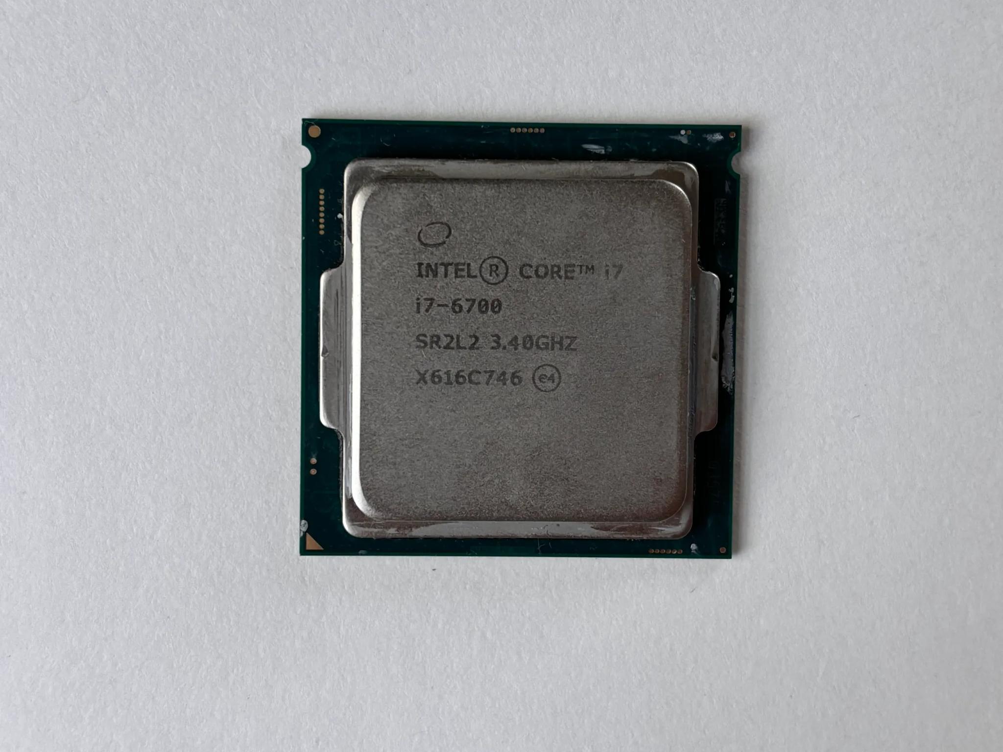Intel I7-6700 4 cores