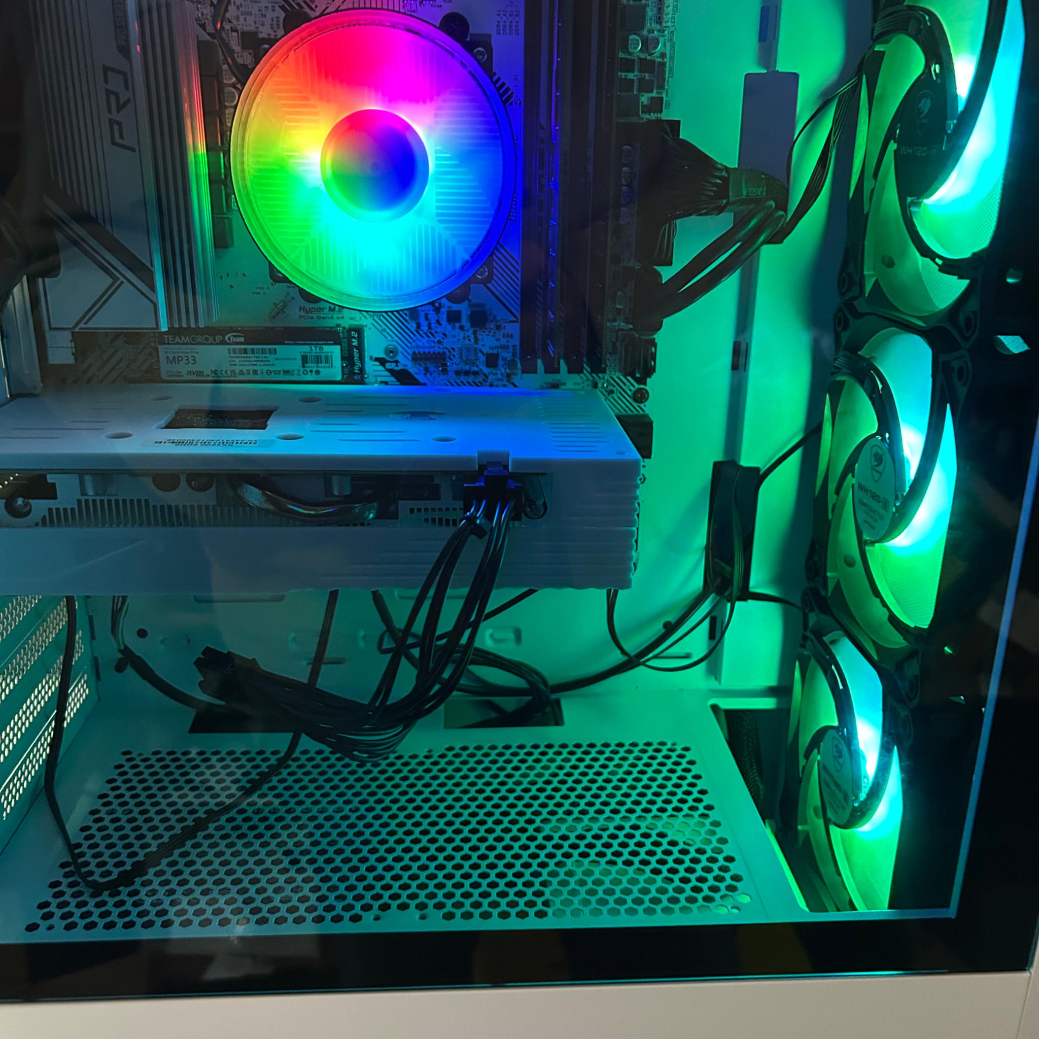 The White cougar Budget Buddy