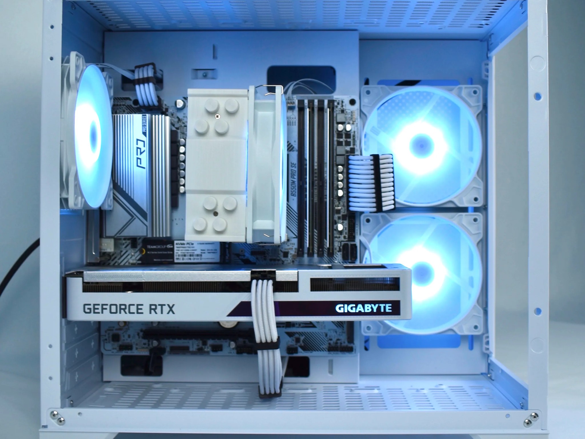 🧊ICE CUBE🧊 1080p Gaming/Streaming PC | Ryzen 5 3600, NVIDIA RTX 3060 12GB, 1TB SSD, 16GB DDR4 |