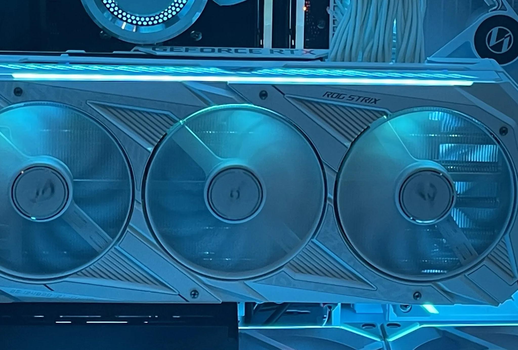 White ASUS ROG Strix 3080 10GB
