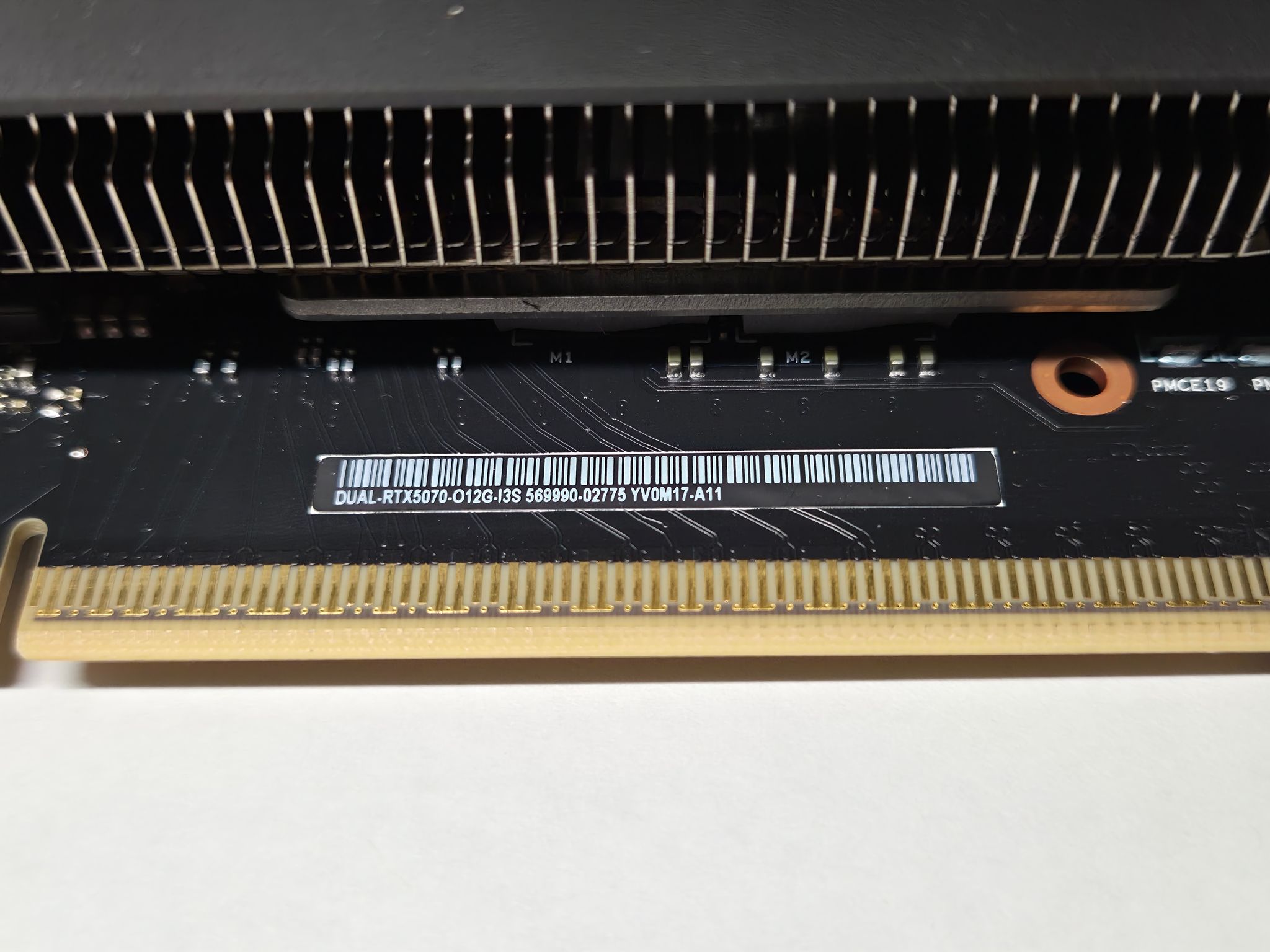 ASUS DUAL 5070 12GB GDDR7