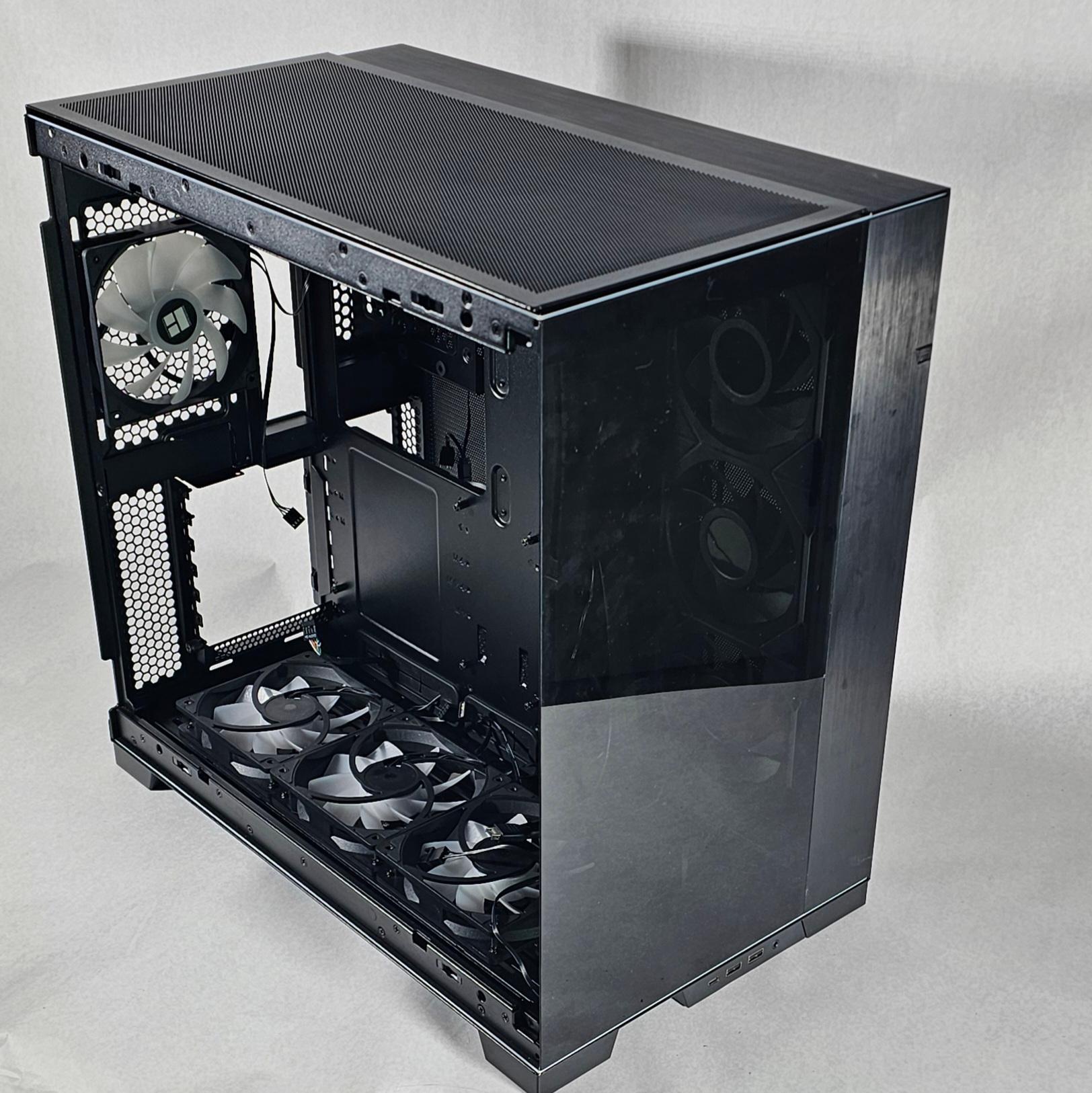 Lian Li PC Case 497 w\ Tempered Glass and 7 RGB Fans