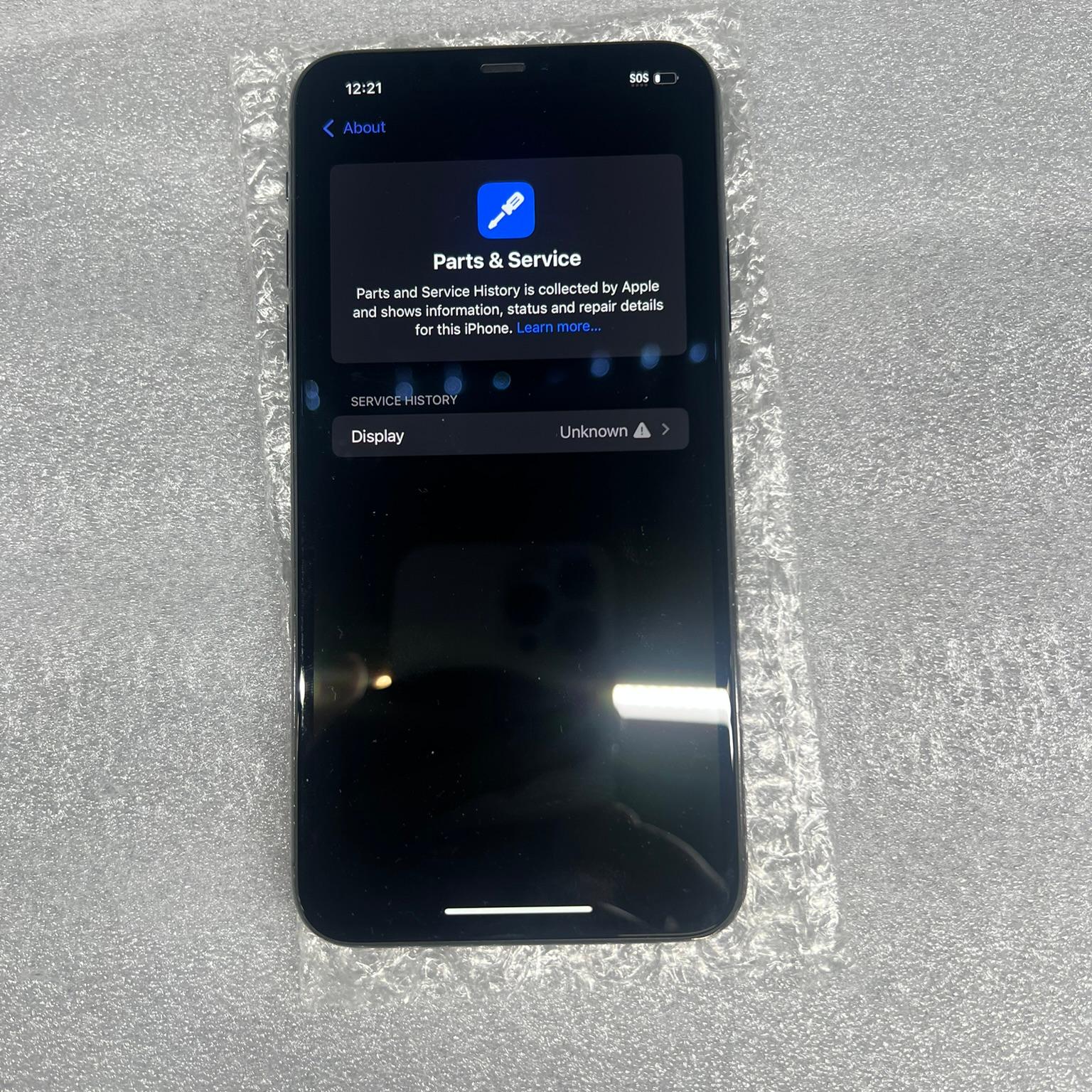 Apple iPhone 11 Pro Max – Unlocked – 64 GB – Midnight Green (Read Description)