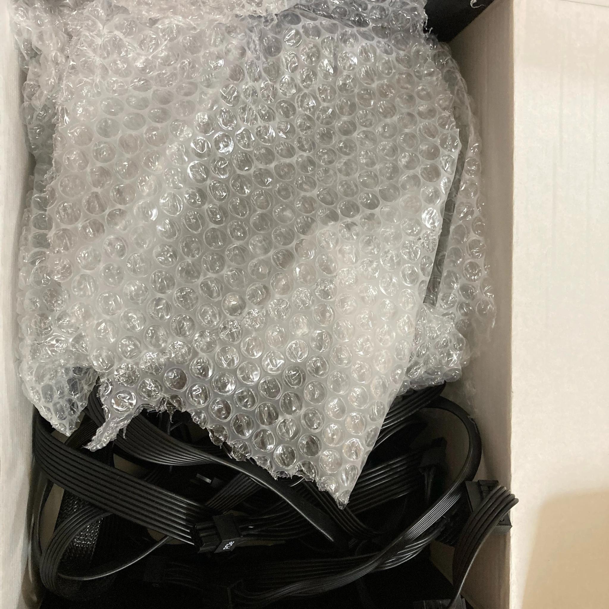 [INCLUDES CUSTOM CABLE EXTENSIONS!] Corsair RM650 80+ Gold Modular ATX PSU - Used, Good Condition 