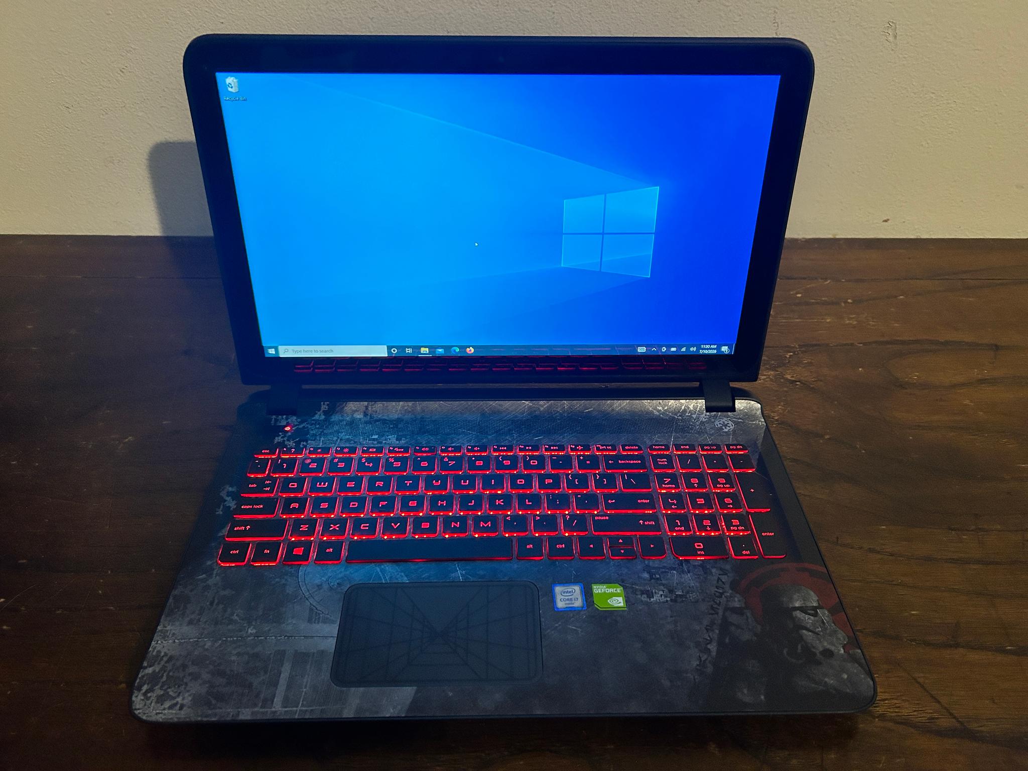 HP Star Wars Special Edition 15-AN031NG Laptop RARE Limited Edition