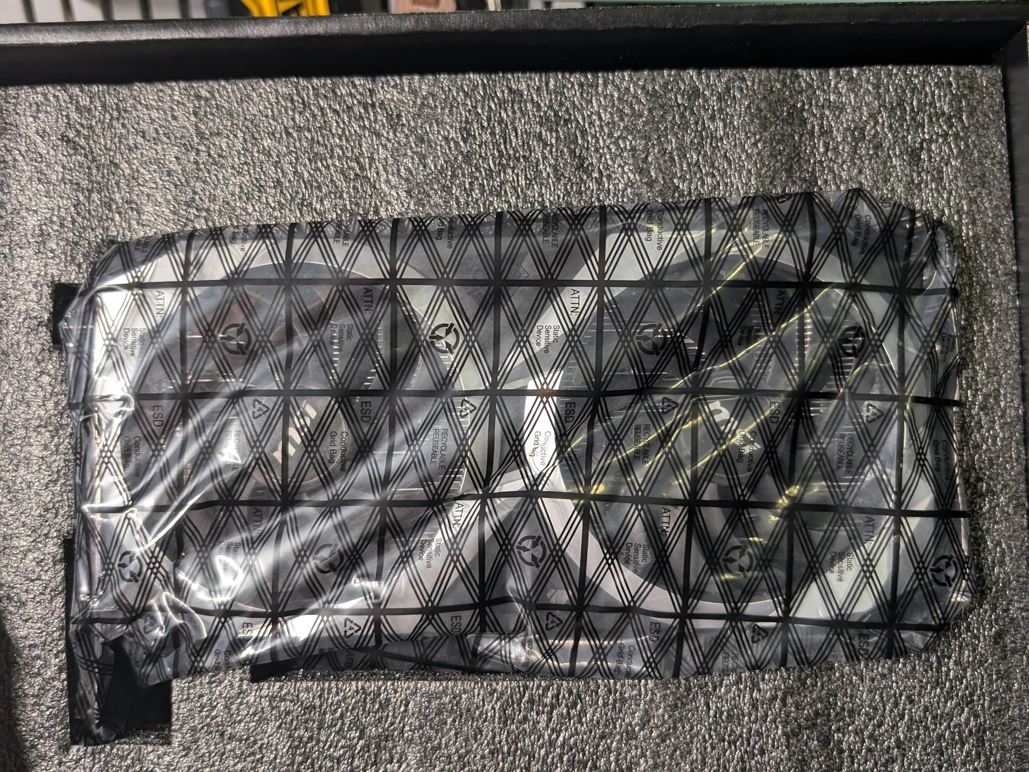 [Used] RX 6700 XT MECH 2X 12G