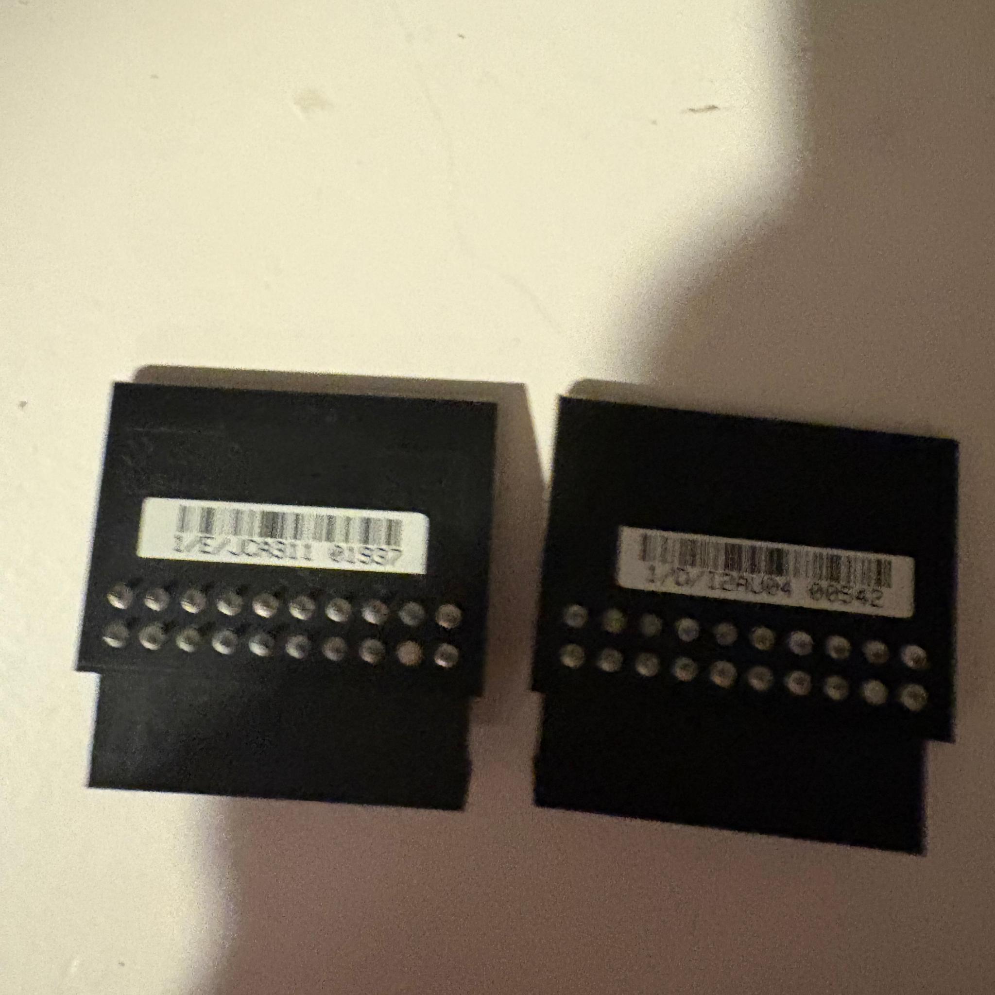 Gigabyte TMP 2.0 Card - 2 Pack
