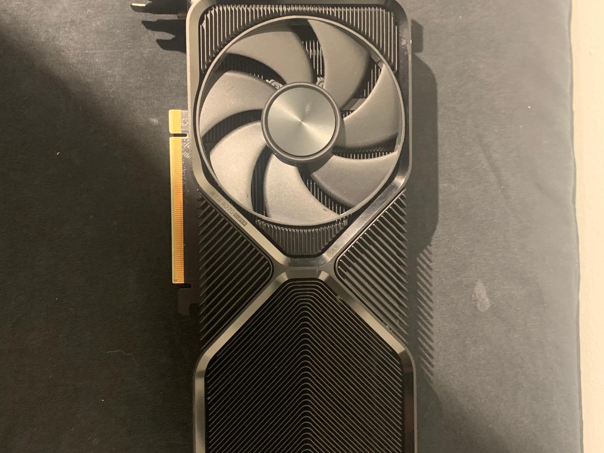 FE RTX 4070 Super