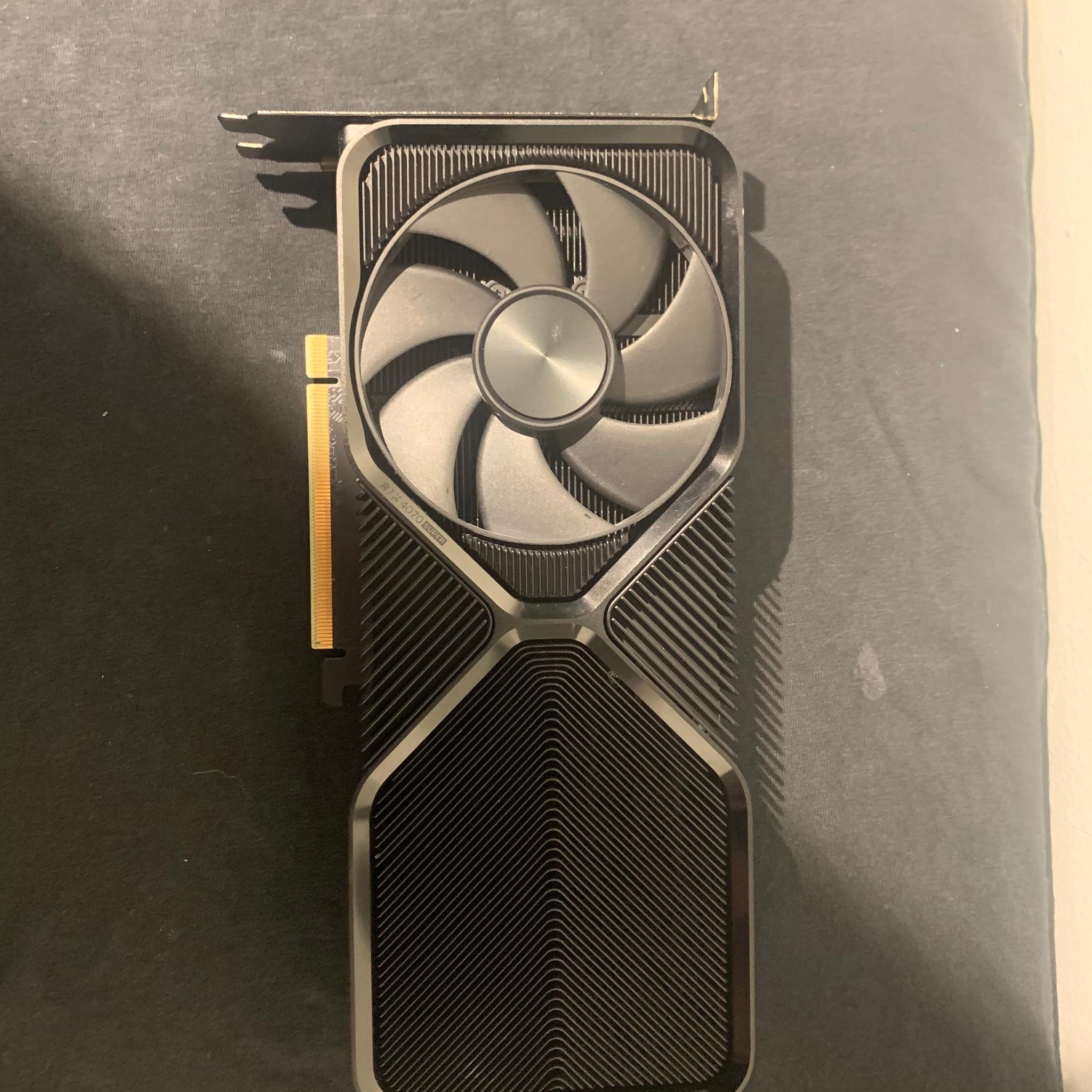 FE RTX 4070 Super