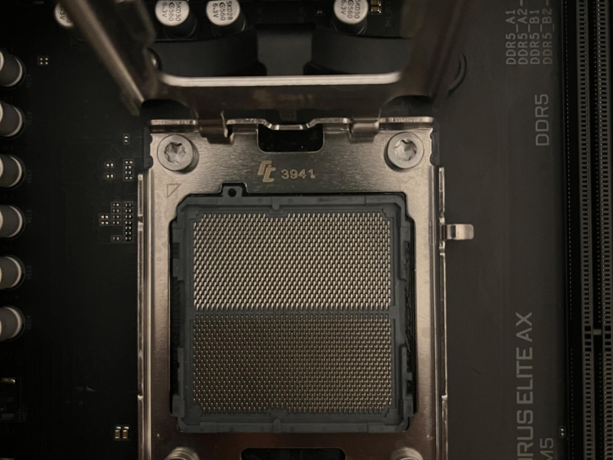 GIGABYTE B650 AORUS ELITE AX ATX AM5 (DDR5, PCIe 5.0)
