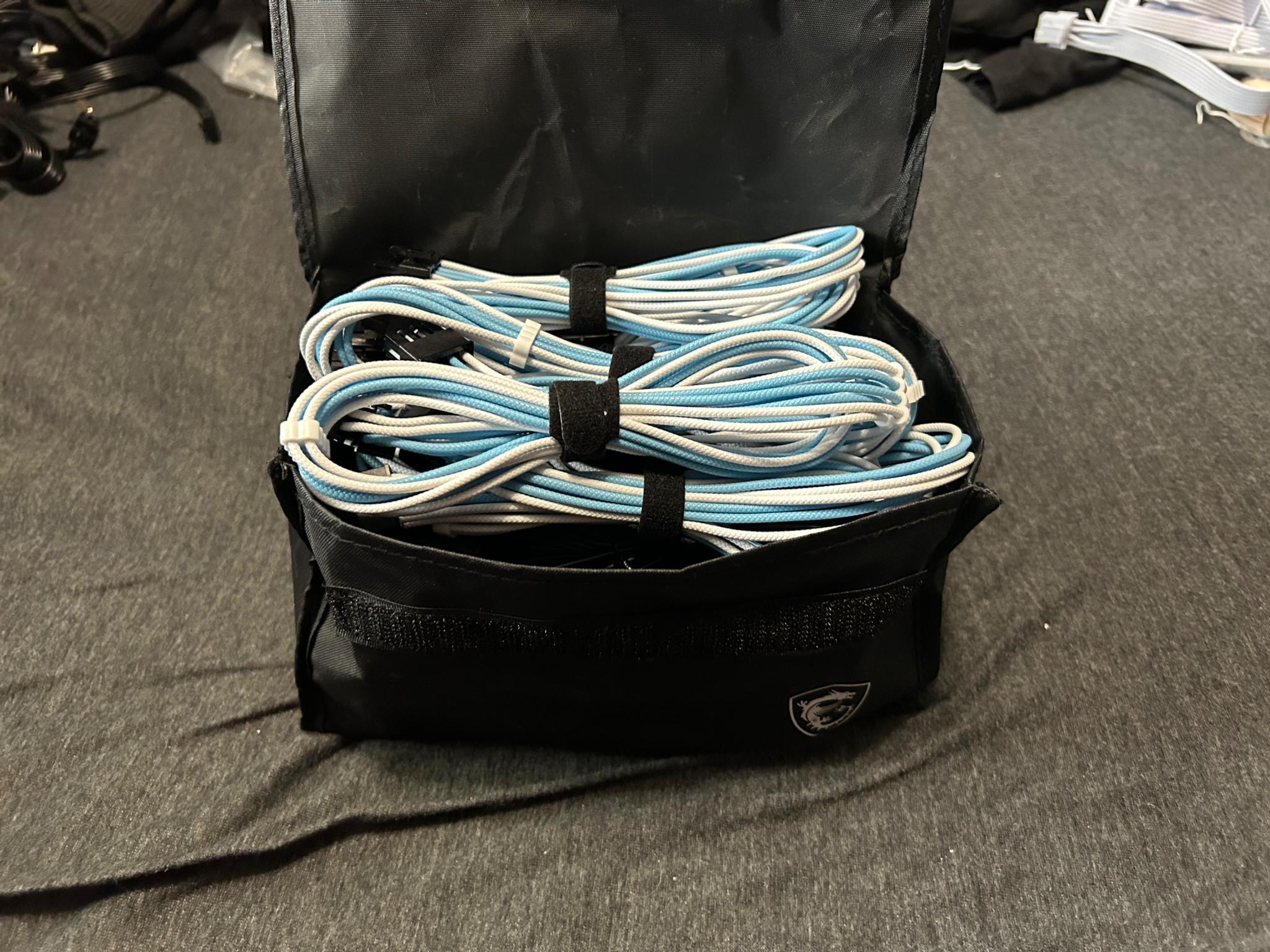 850W MSI MAG A850GL with custom cables!