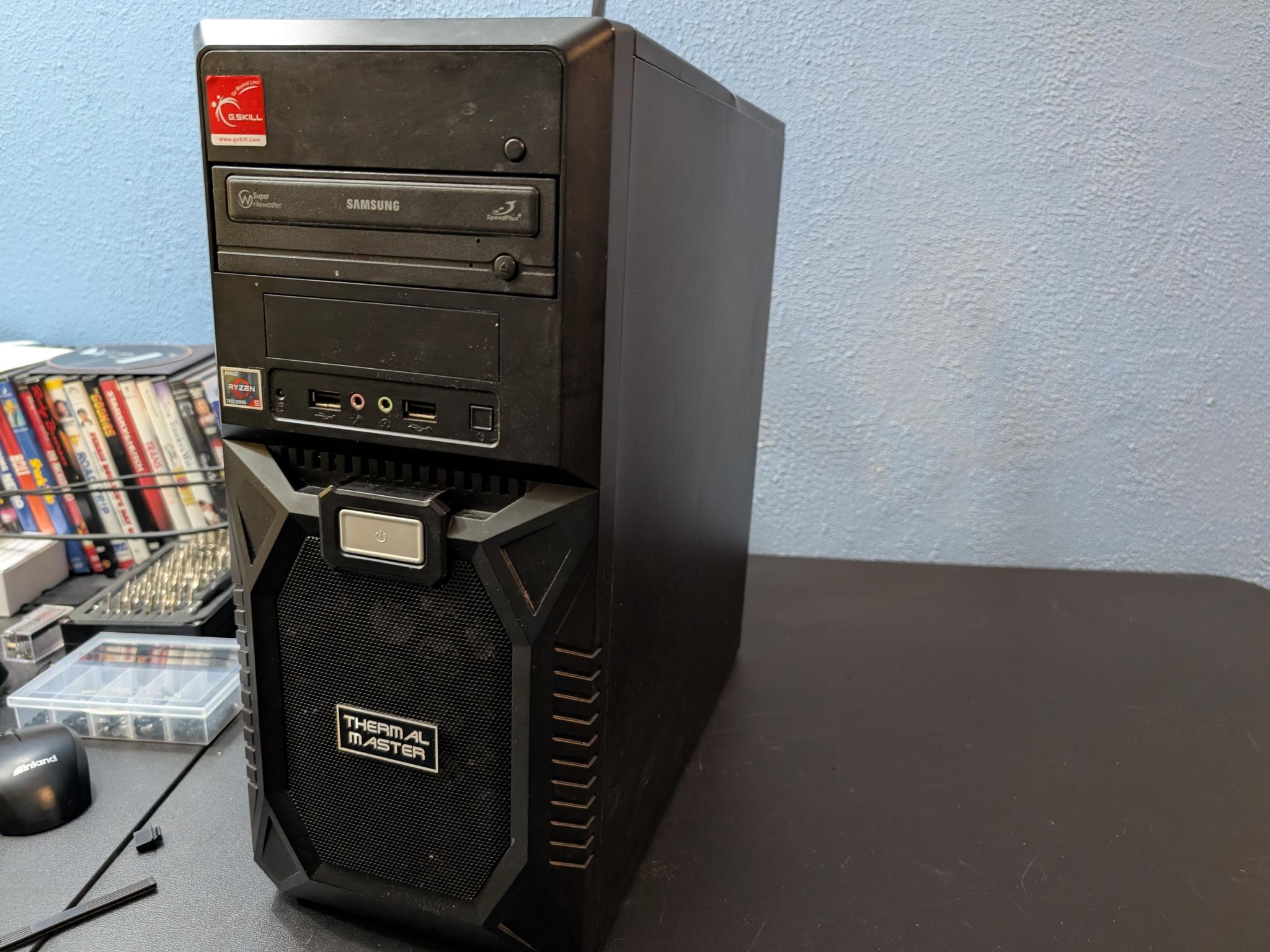 1440p All AMD Sleeper Gaming PC | AMD 7600x, 9060 XT (16GB) | 32GB RAM | 1TB SSD | Win. 11 PRO