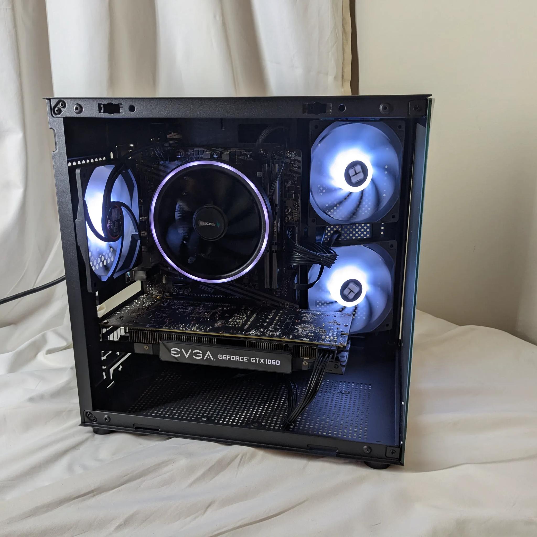 GTX 1060 | RYZEN 7 1700 | 16 GB RAM | WINDOWS 11 HOME