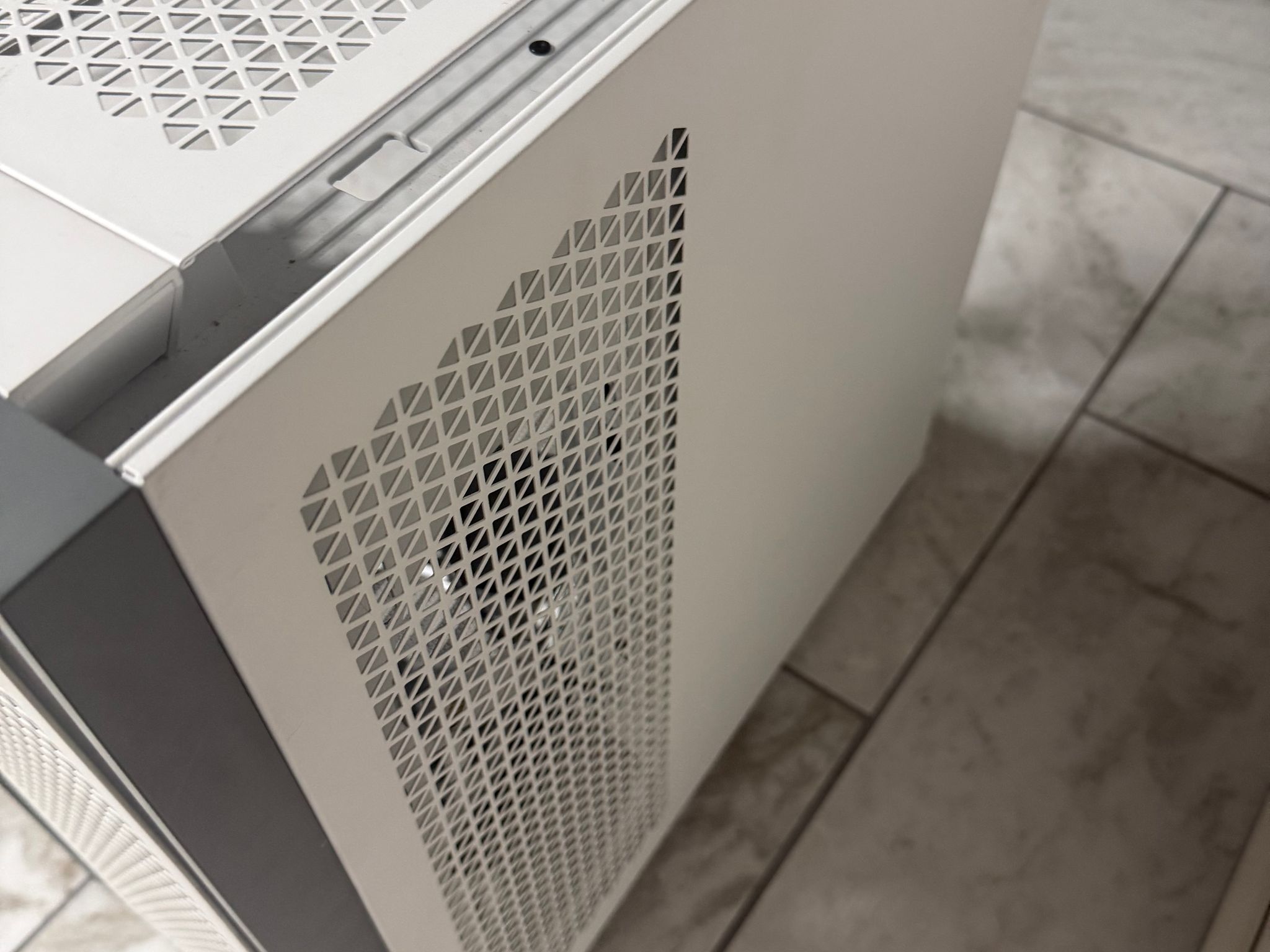 Lian Li LANCOOL 205 Mesh White No Tempered Glass