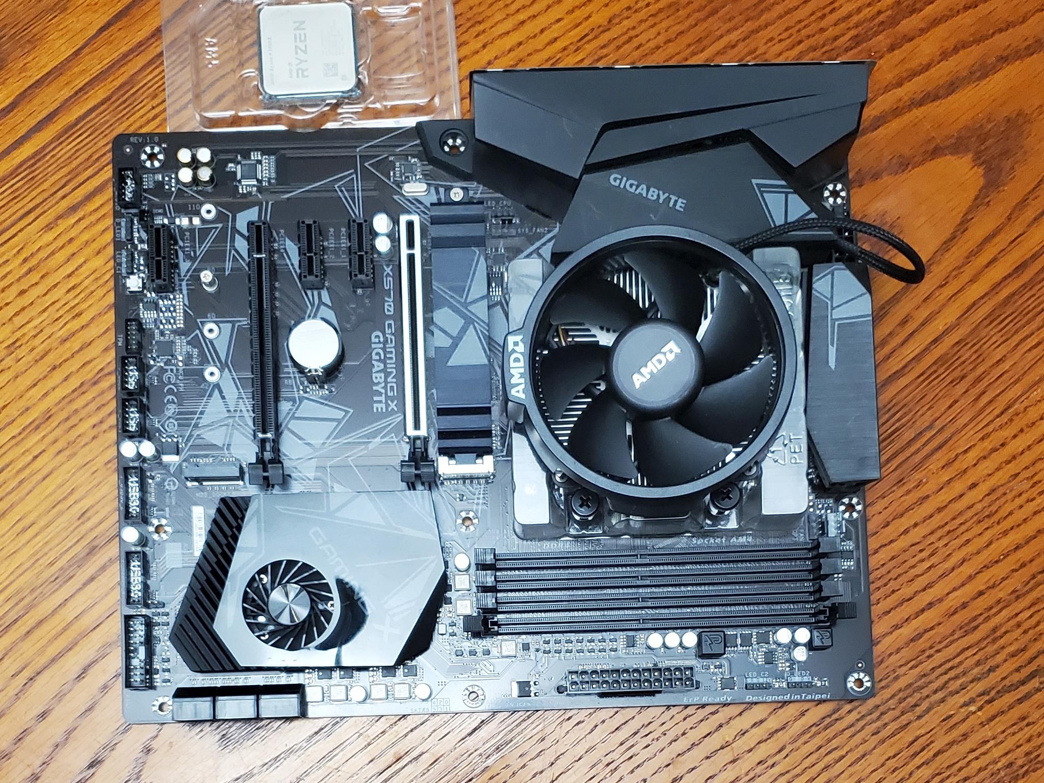 COMBO Pre-owned Gigabyte X570 Gaming MoB Plus AMD Ryzen 9 5950X CPU & AMD CPU Fan & Heatsink Bundle