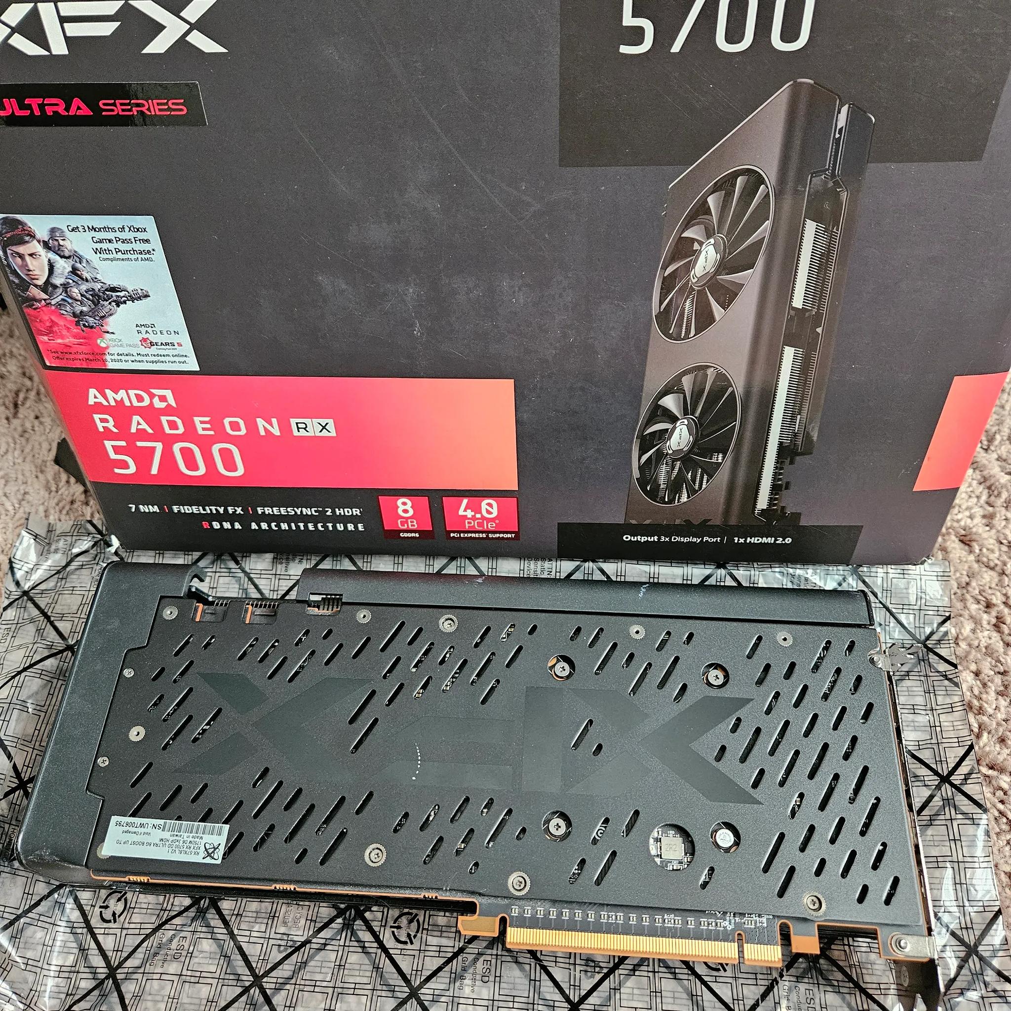 XFX 5700/5700XT, dual bios that has been flashed to run as 5700XT