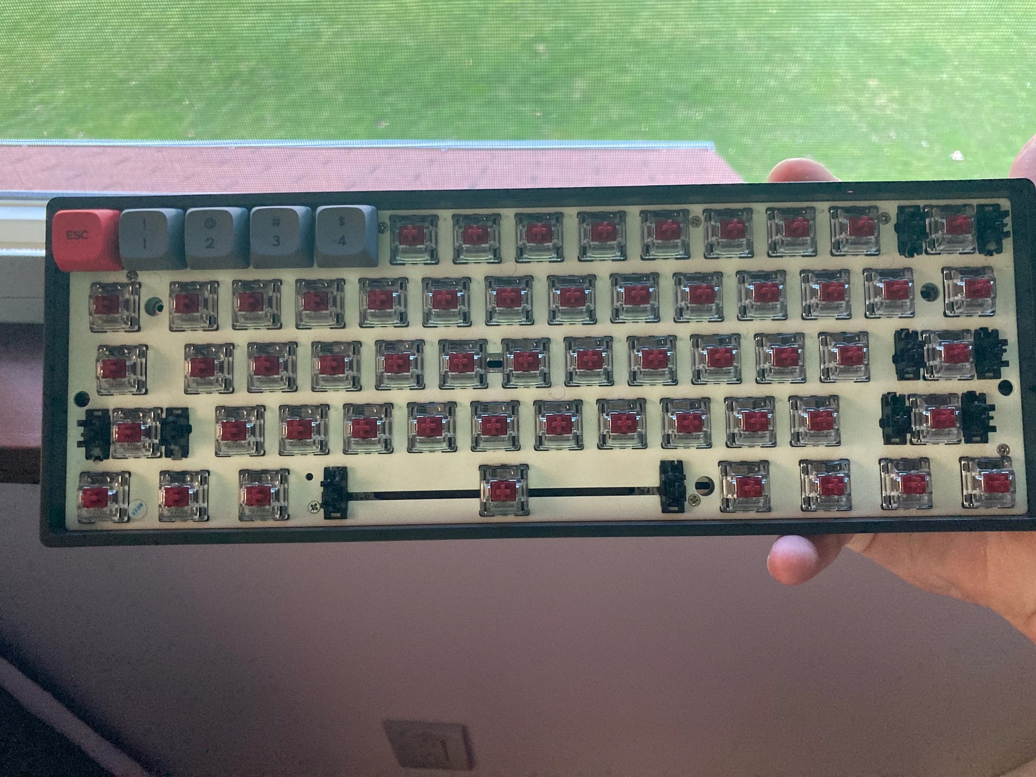 On Sale!!! Sk61 Mechanical Keyboard (Soothing Burgandy Switches)
