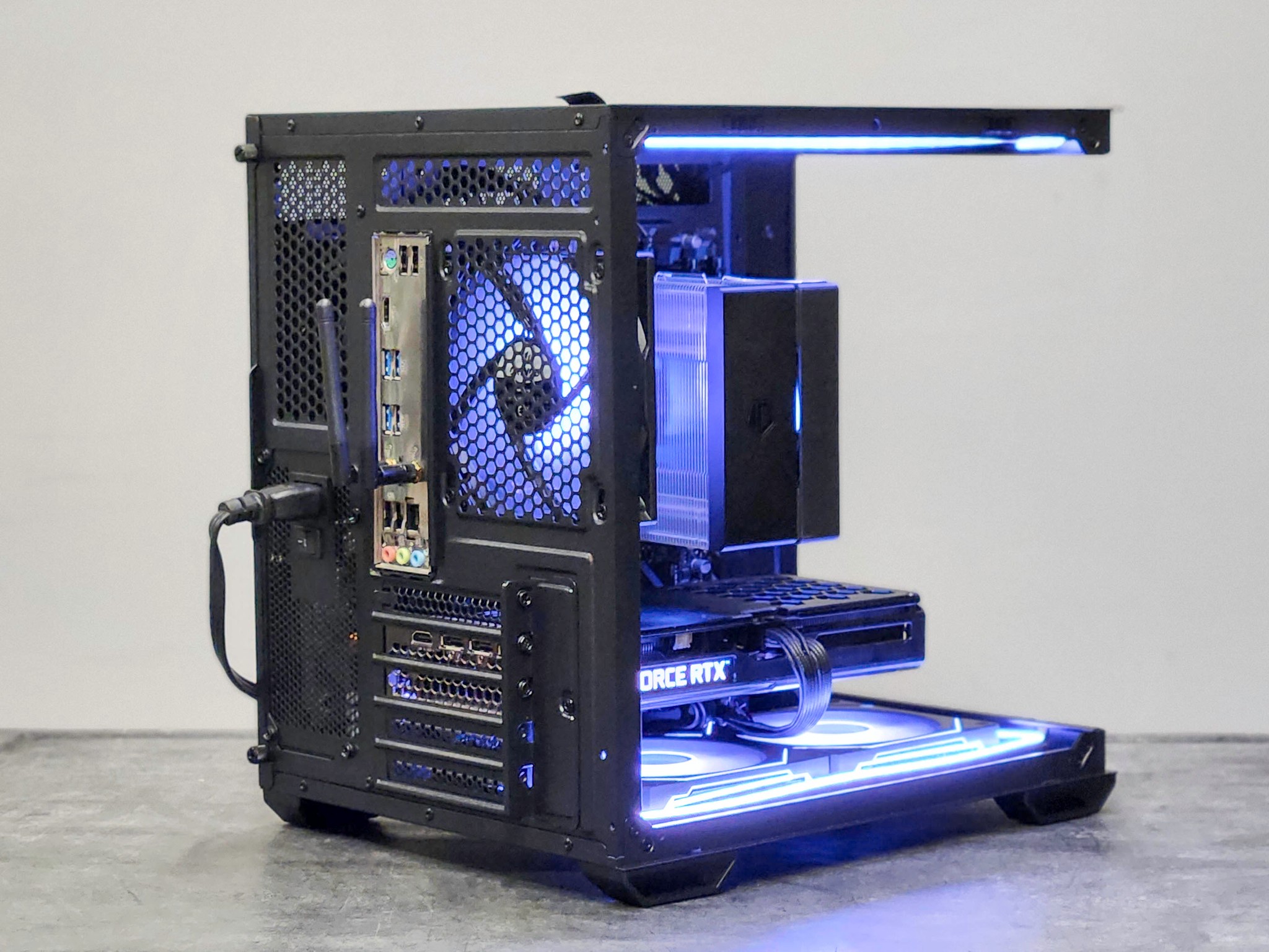 RTX 3050 8G | Custom Gaming PC | Ryzen 5 5600X | 16G DDR4 | 512GB | Win 11Pro