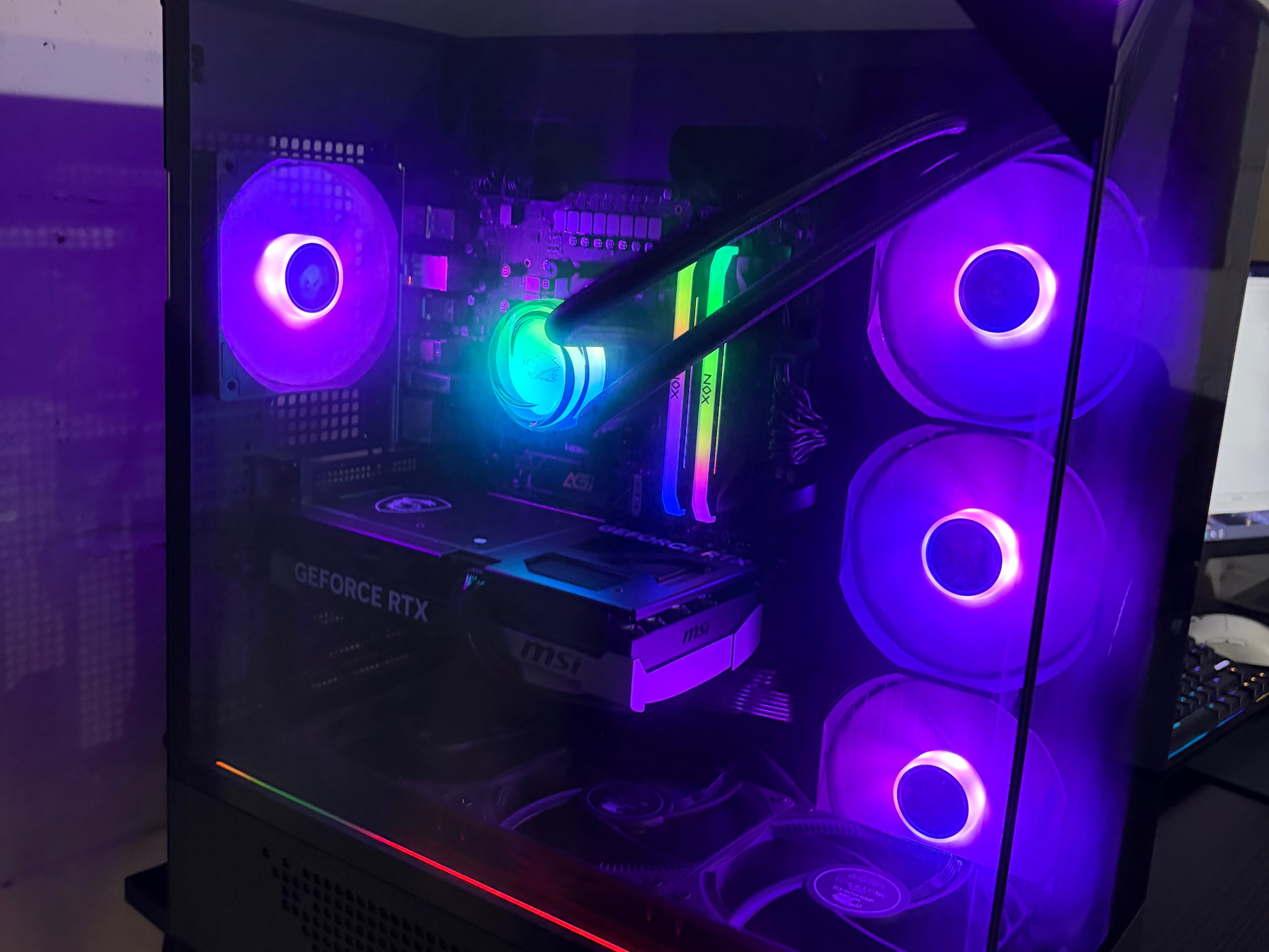 iBUYPOWER Gaming PC and Full Gaming Setup