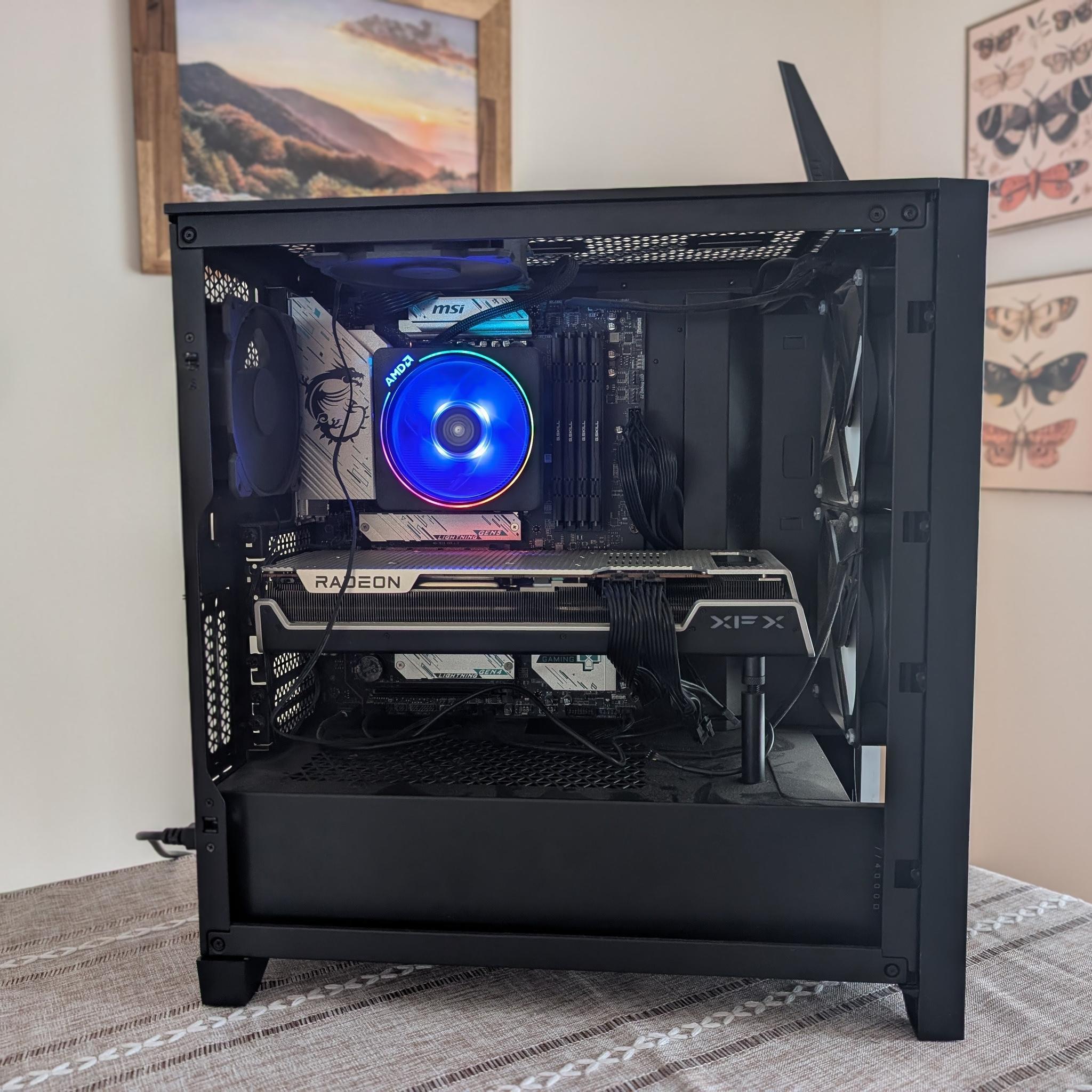 R9 7900 | RX 7900 XT 20GB | 64 GB DDR5 | 1 TB SSDs