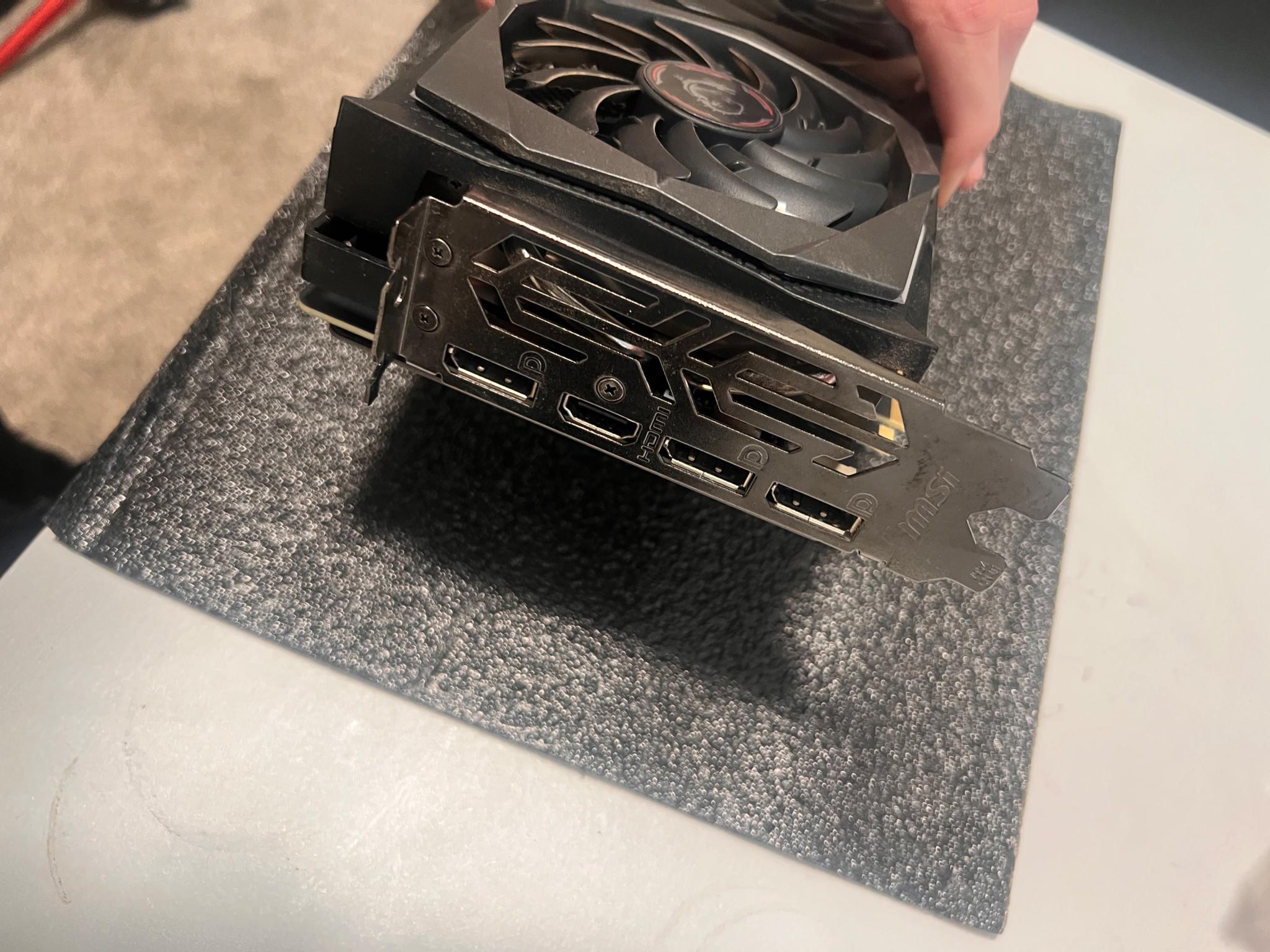 2060 S MSI Nvidia GPU 8 GB