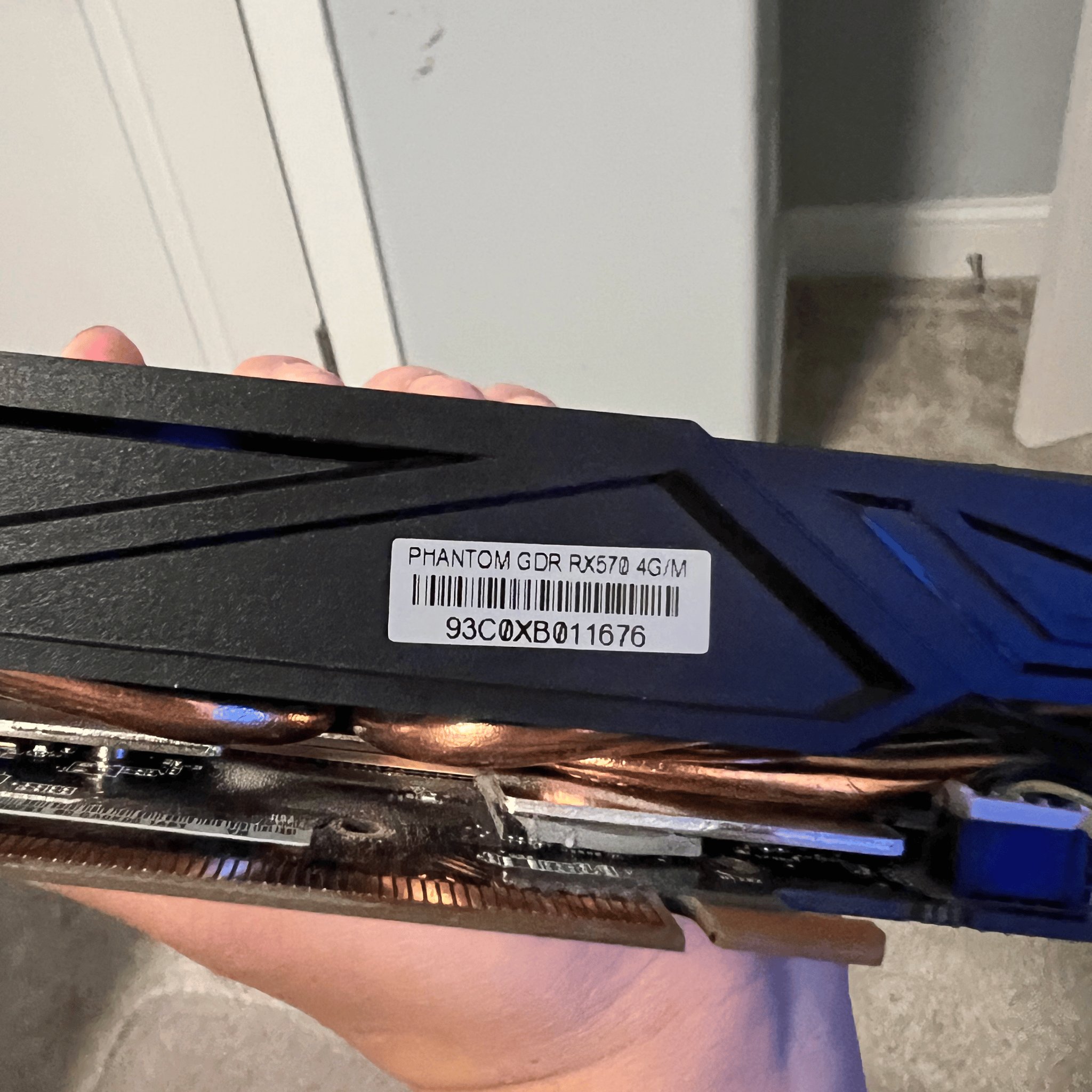 ASROCK RX 570 4GB Phantom Gaming - Paperweight Edition