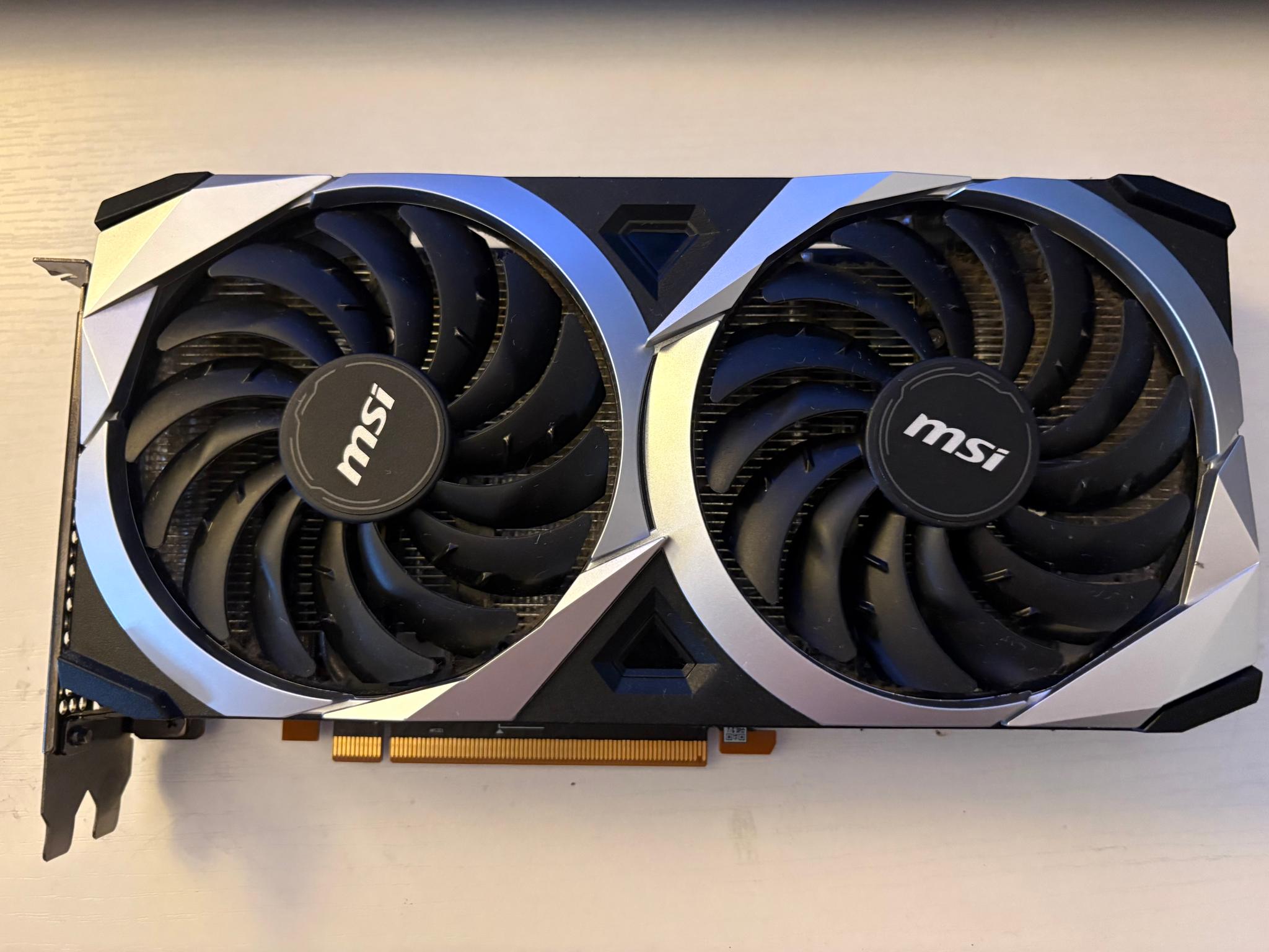 AMD Radeon RX 6600 XT - Image 4