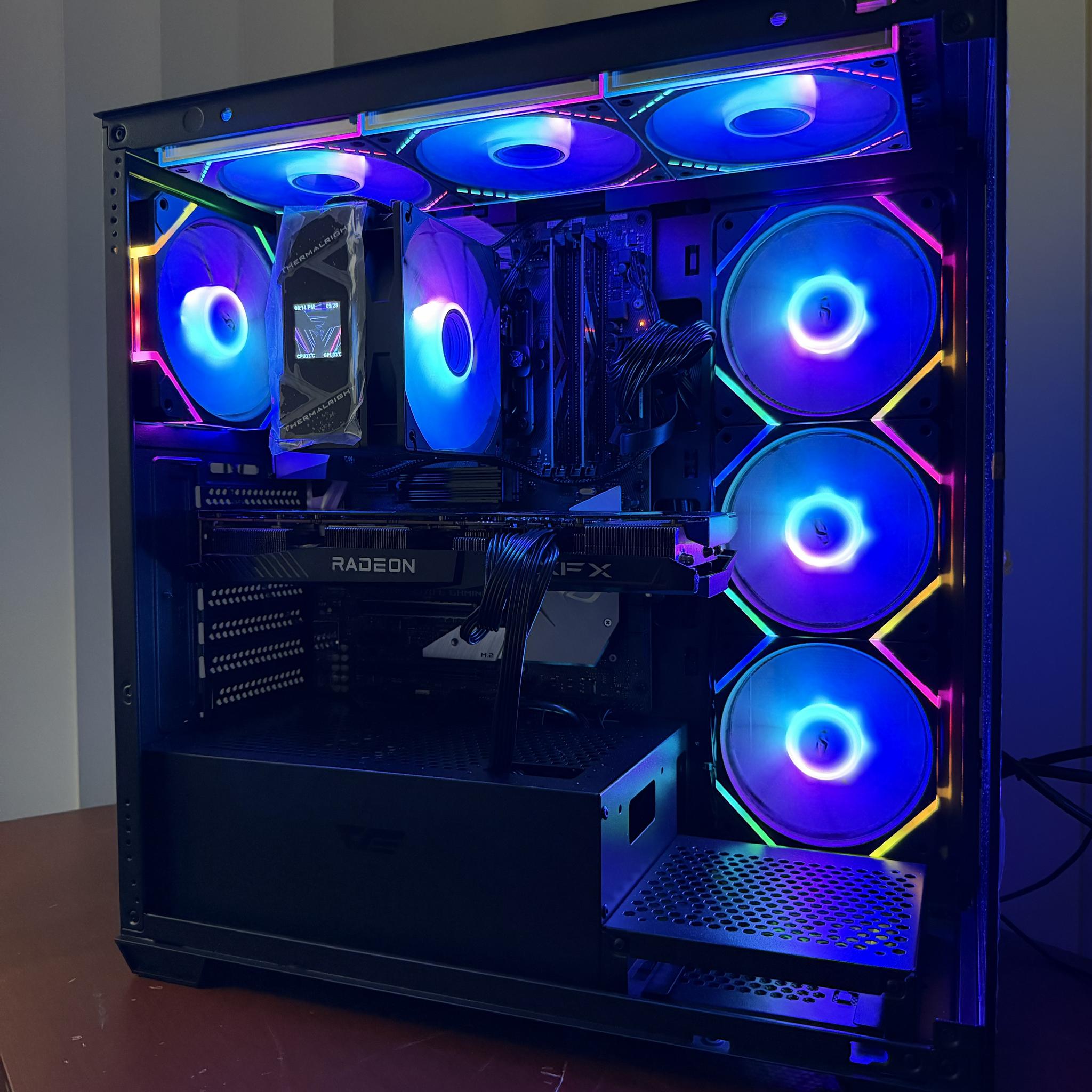 "Console Switcher" i7-9700KF, RX 6700 10GB, 16GB DDR4, ~1TB total storage