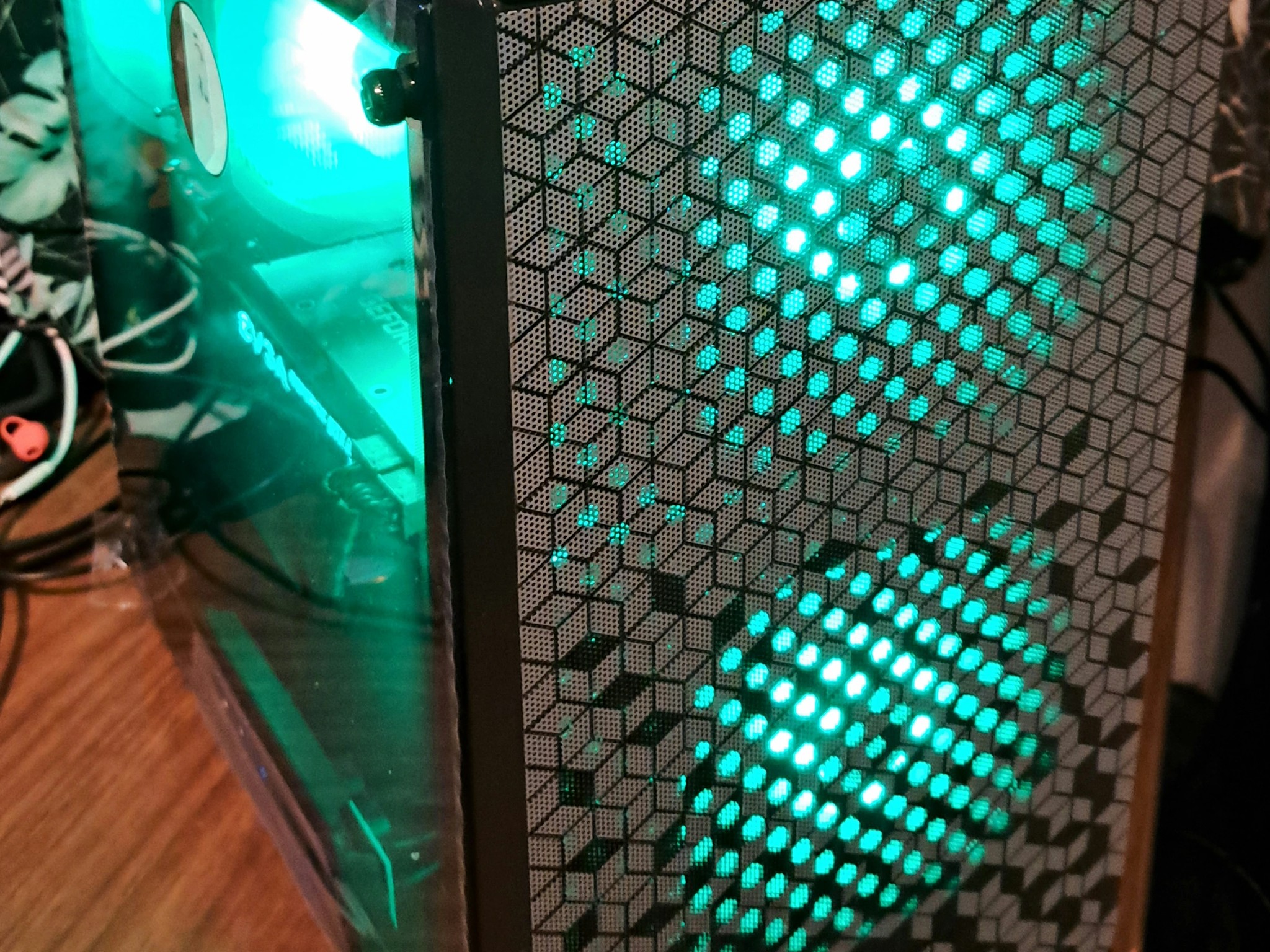 Custom Gaming PC - I7 - EVGA GTX 1080 FTW2 - 16GB RAM - 1TB SSD