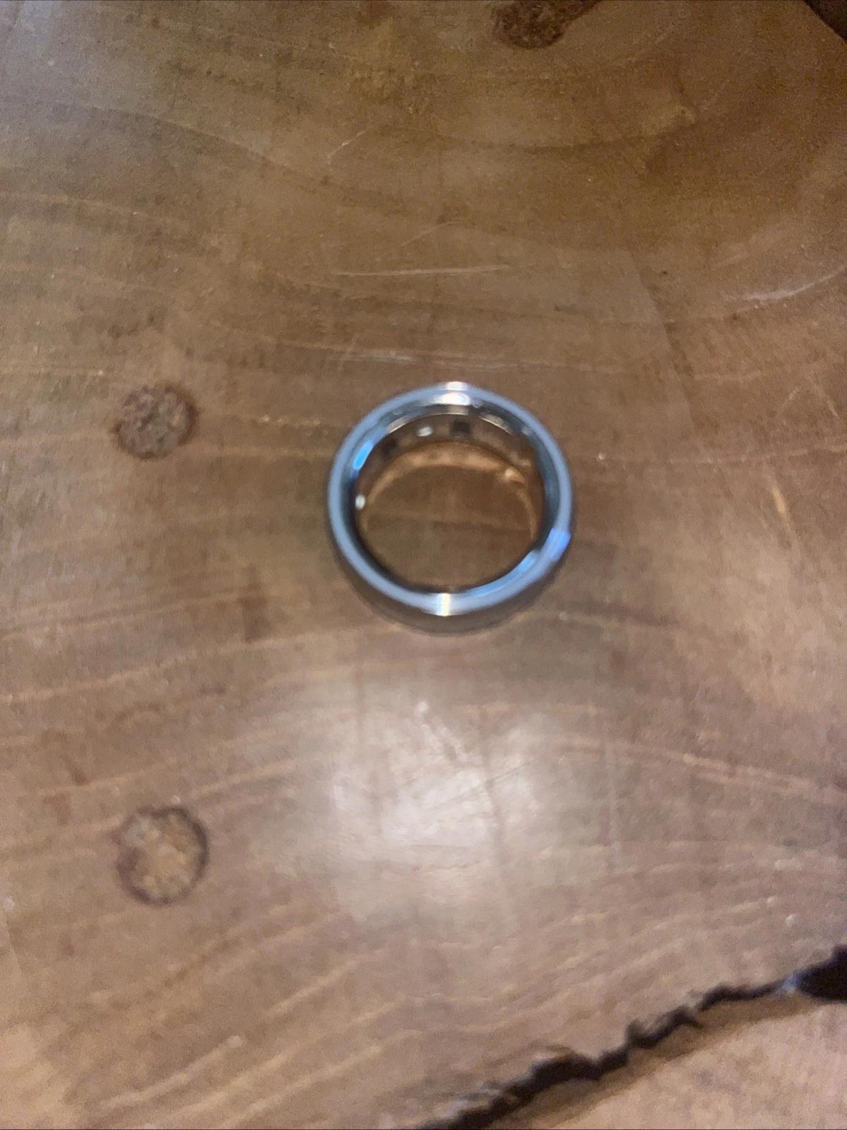 Oura Ring Gen 4 - Silver - Size 9 - Includes Charger & Ring
