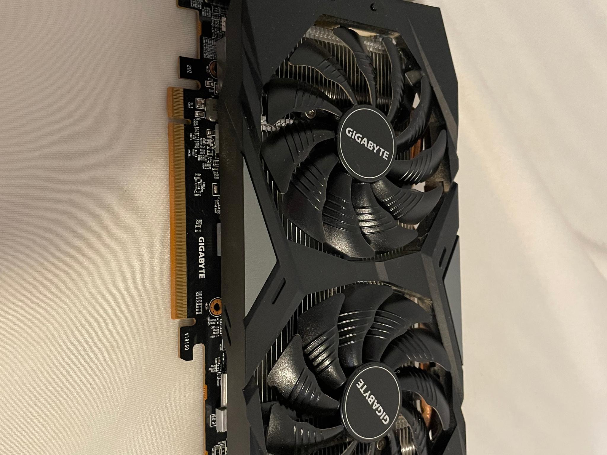 RX 5600 XT Gigabyte Windforce OC 6GB Rev. 1.0
