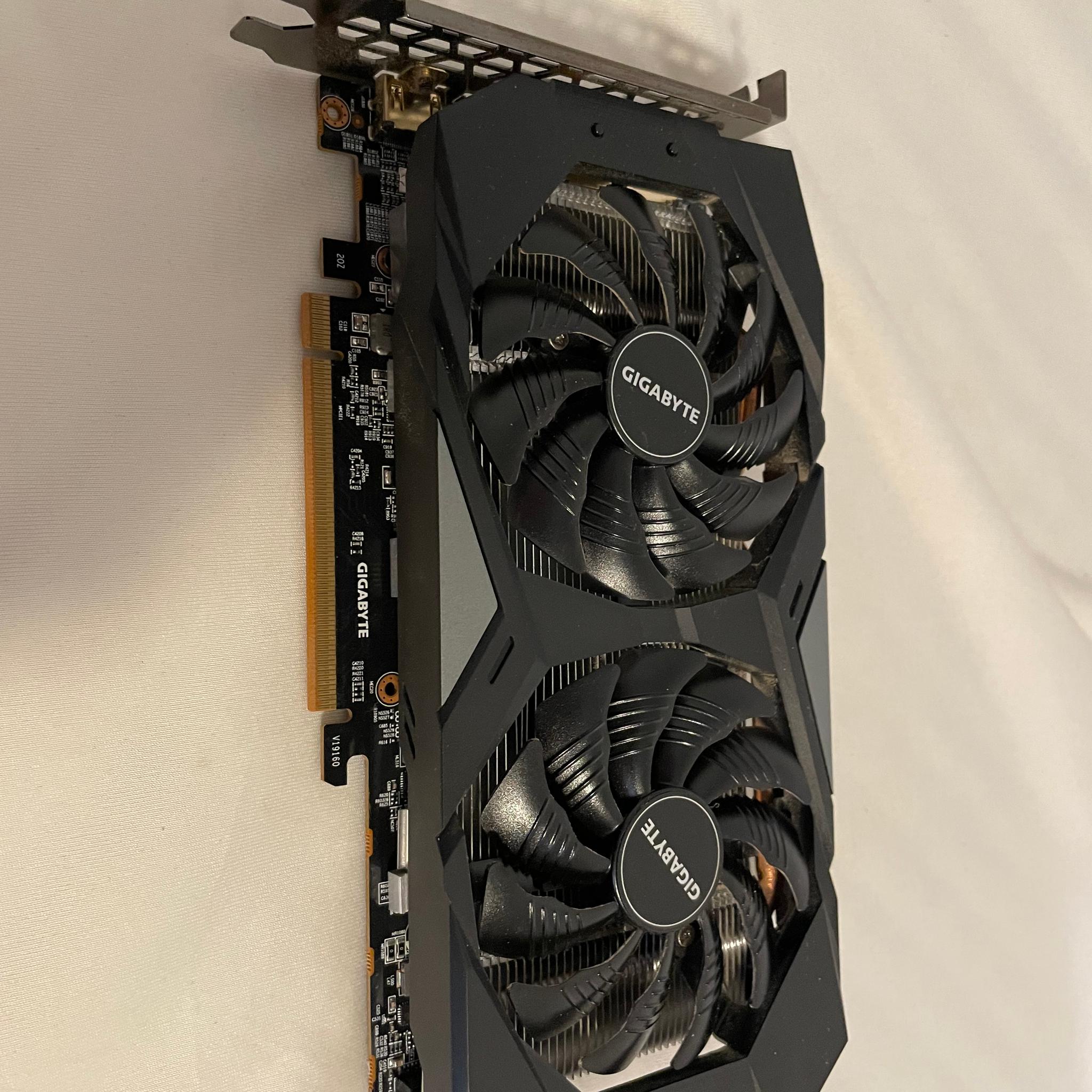RX 5600 XT Gigabyte Windforce OC 6GB Rev. 1.0