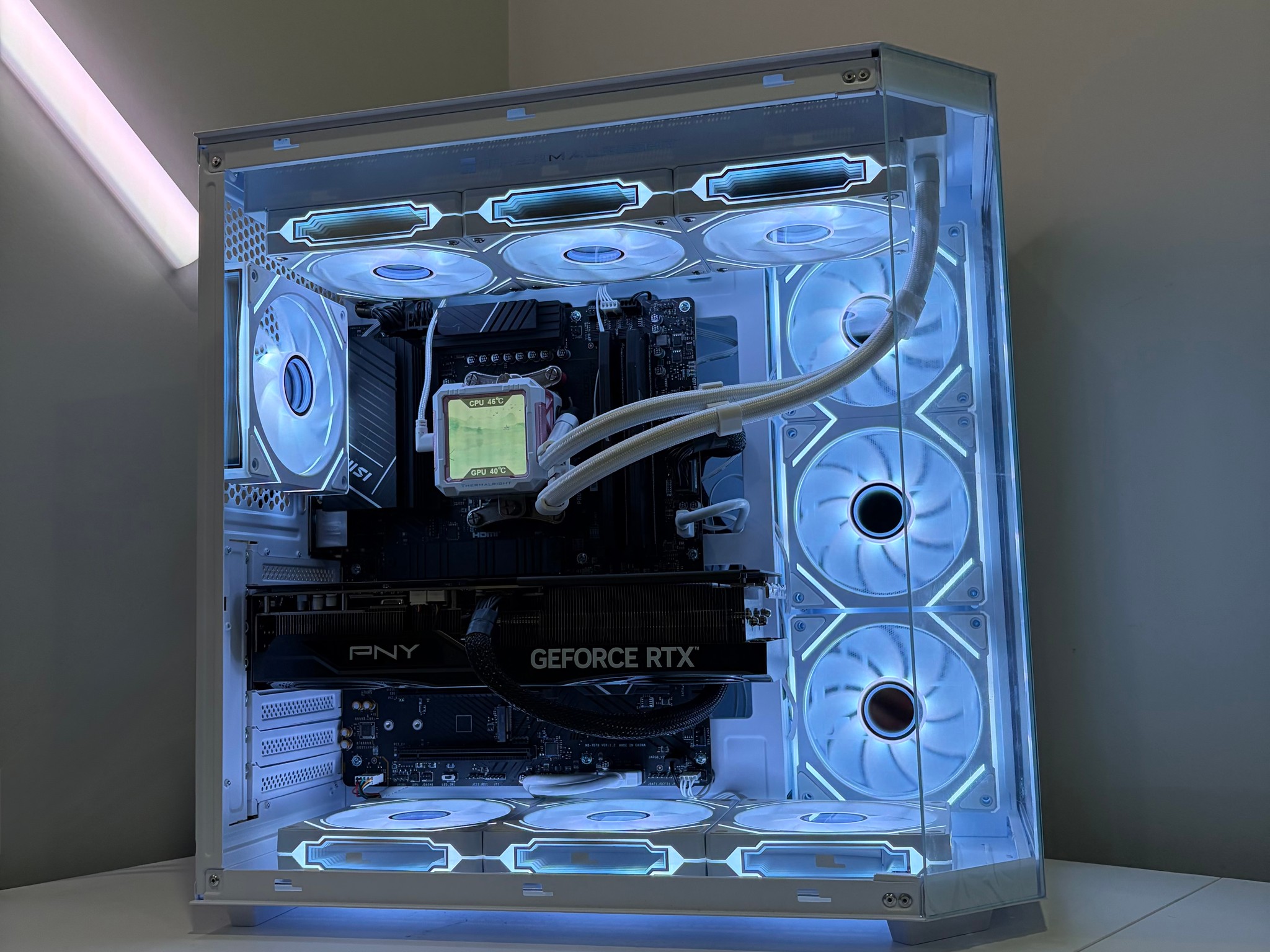 RTX 5070 Ti | Ryzen 7 9800X3D | 32GB DDR5 RAM | 2TB SSD | Gaming PC