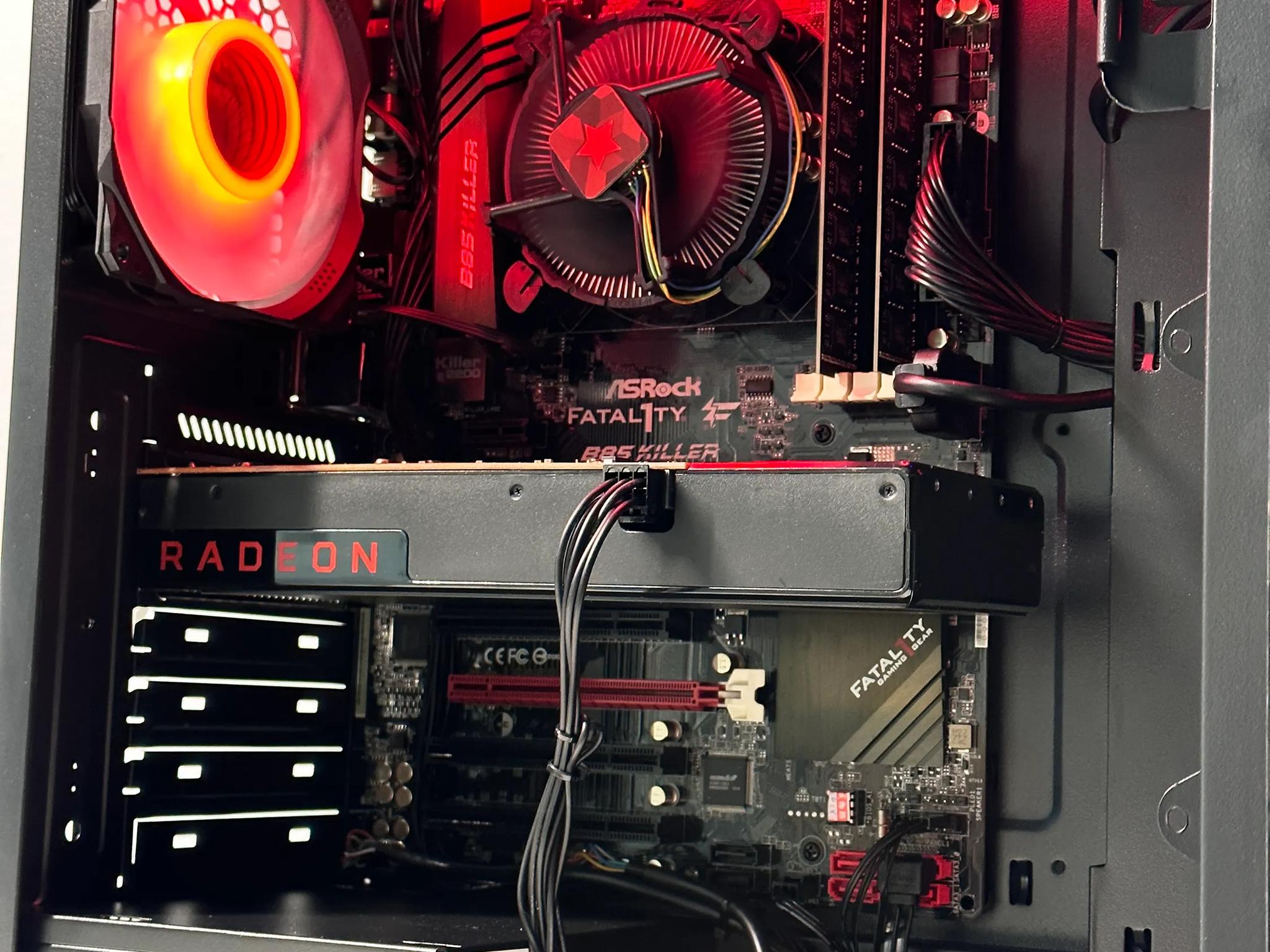 🩸Fatal1ty🩸AMD RX 580🕹️Intel Xeon 1241 V3🕹️16GB  RAM🕹️500GB SSD