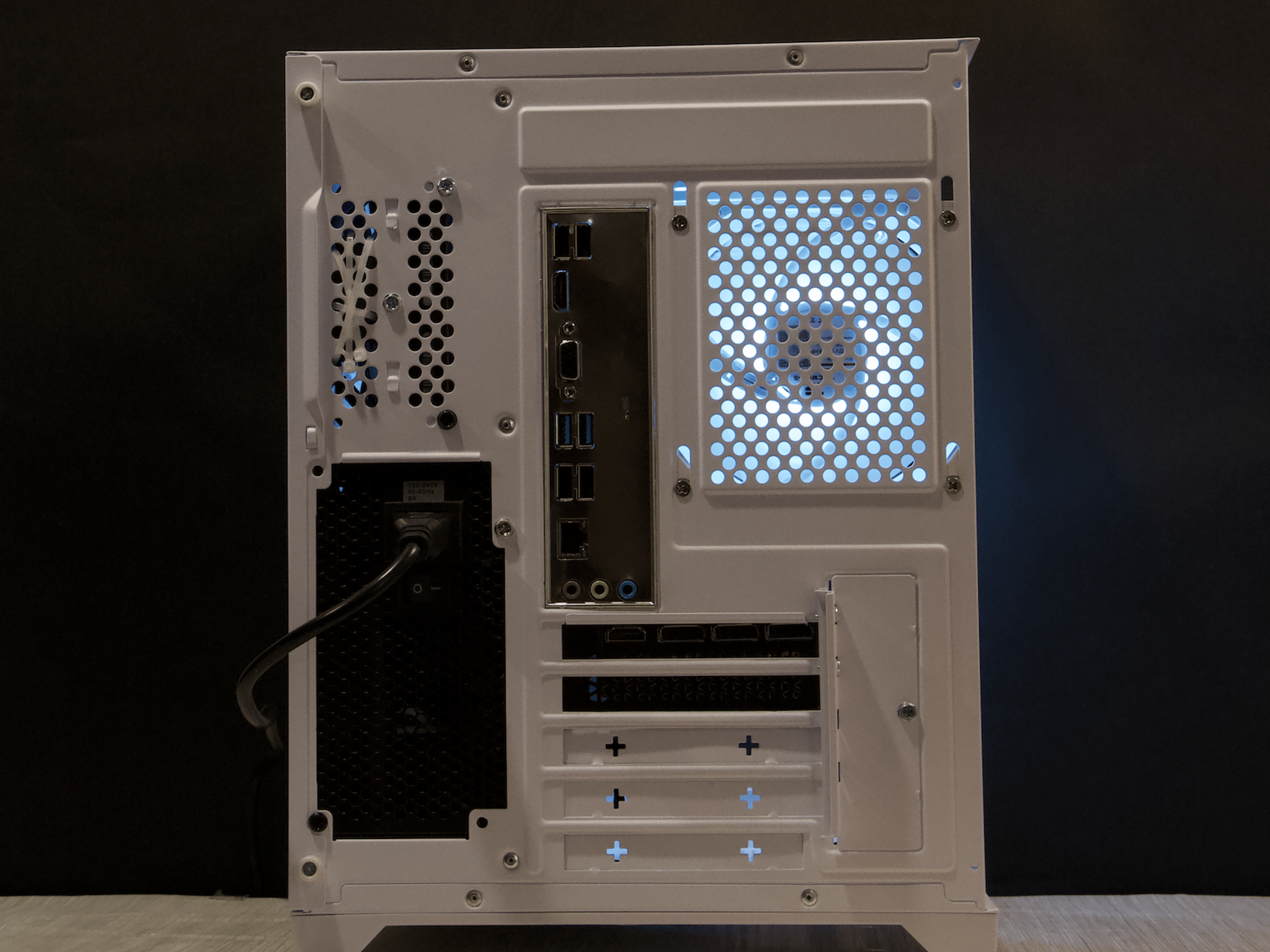 RTX 5060 Ti, Ryzen 7 3700X, 16GB DDR4, 2.5TB Storage, WiFi - Custom Gaming PC