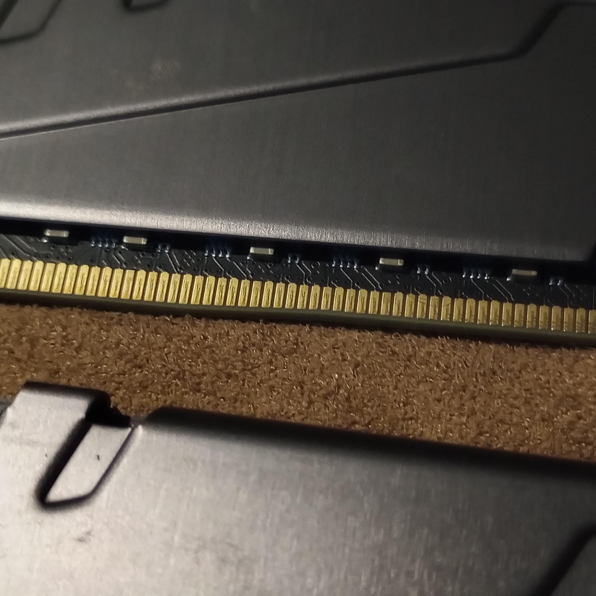 Team T-Force Vulcan Z DDR4-3200 64GB (32x2) CL16