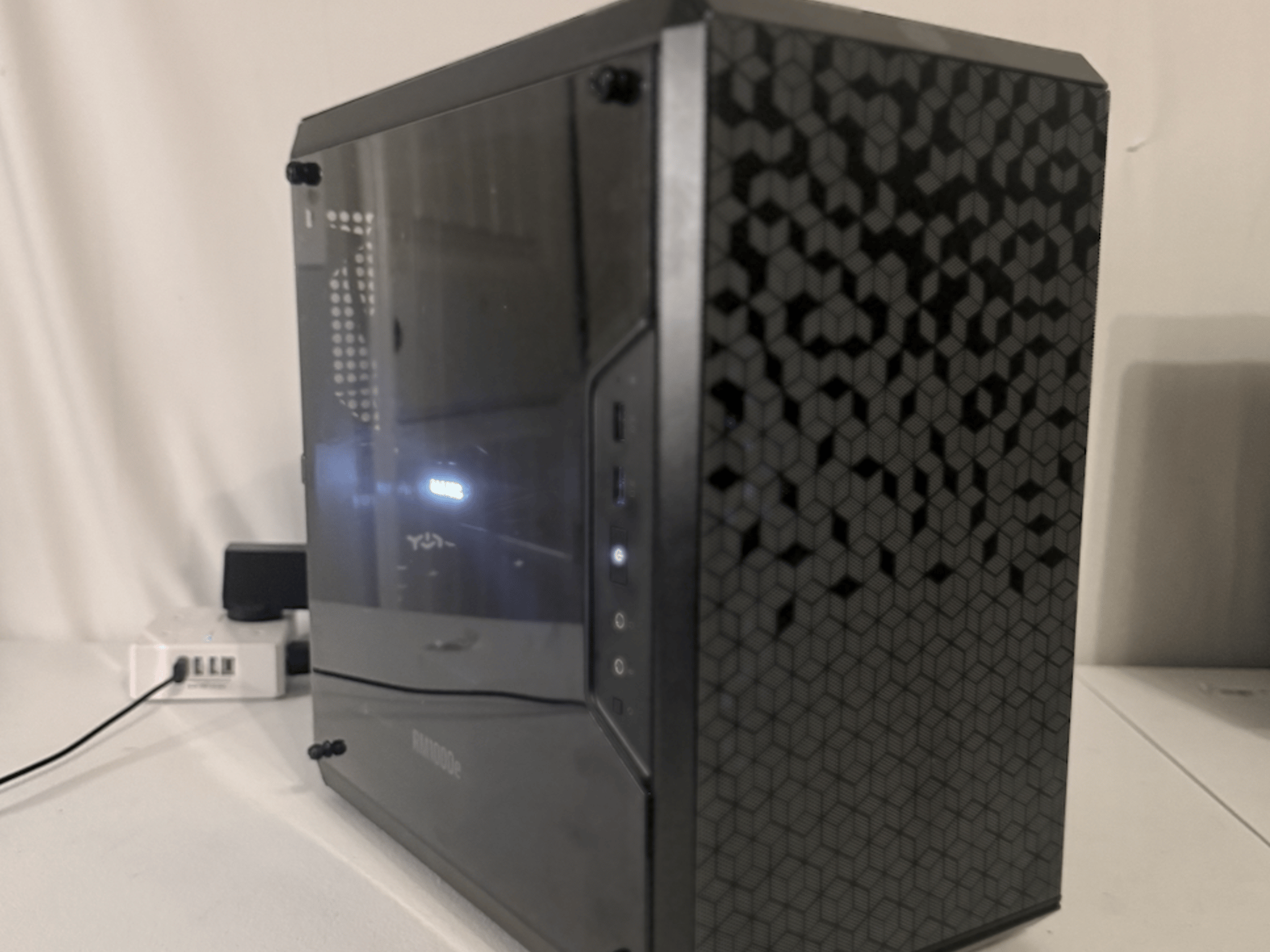 Custom Gaming PC: Ryzen 5 3600XT, Intel ARC A750 8GB GPU, 16GB RAM, 500GB SSD NVME