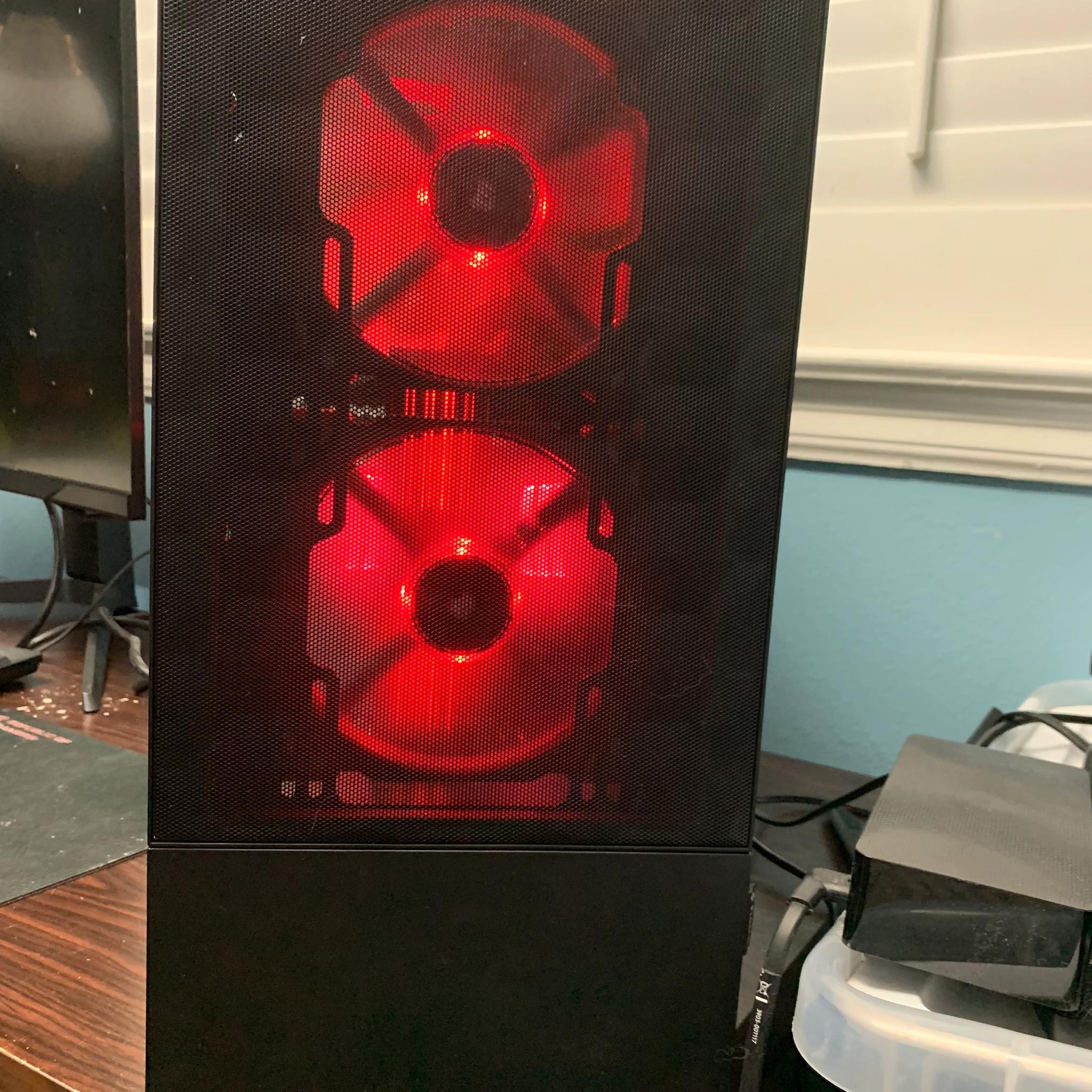 Red Devil|Ryzen 7 3700X|RX 6700XT|32GB|500GB SSD|2TB HDD|Wifi|Windows 10 Pro