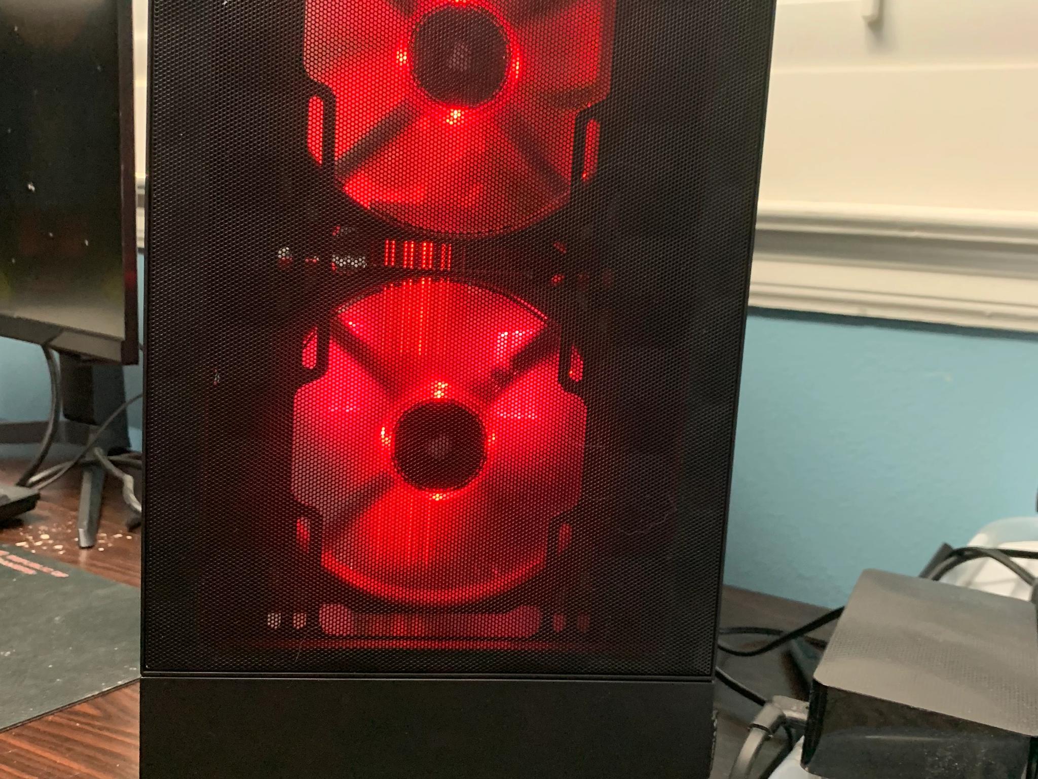 Red Devil|Ryzen 7 3700X|RX 6700XT|32GB|500GB SSD|2TB HDD|Wifi|Windows 10 Pro