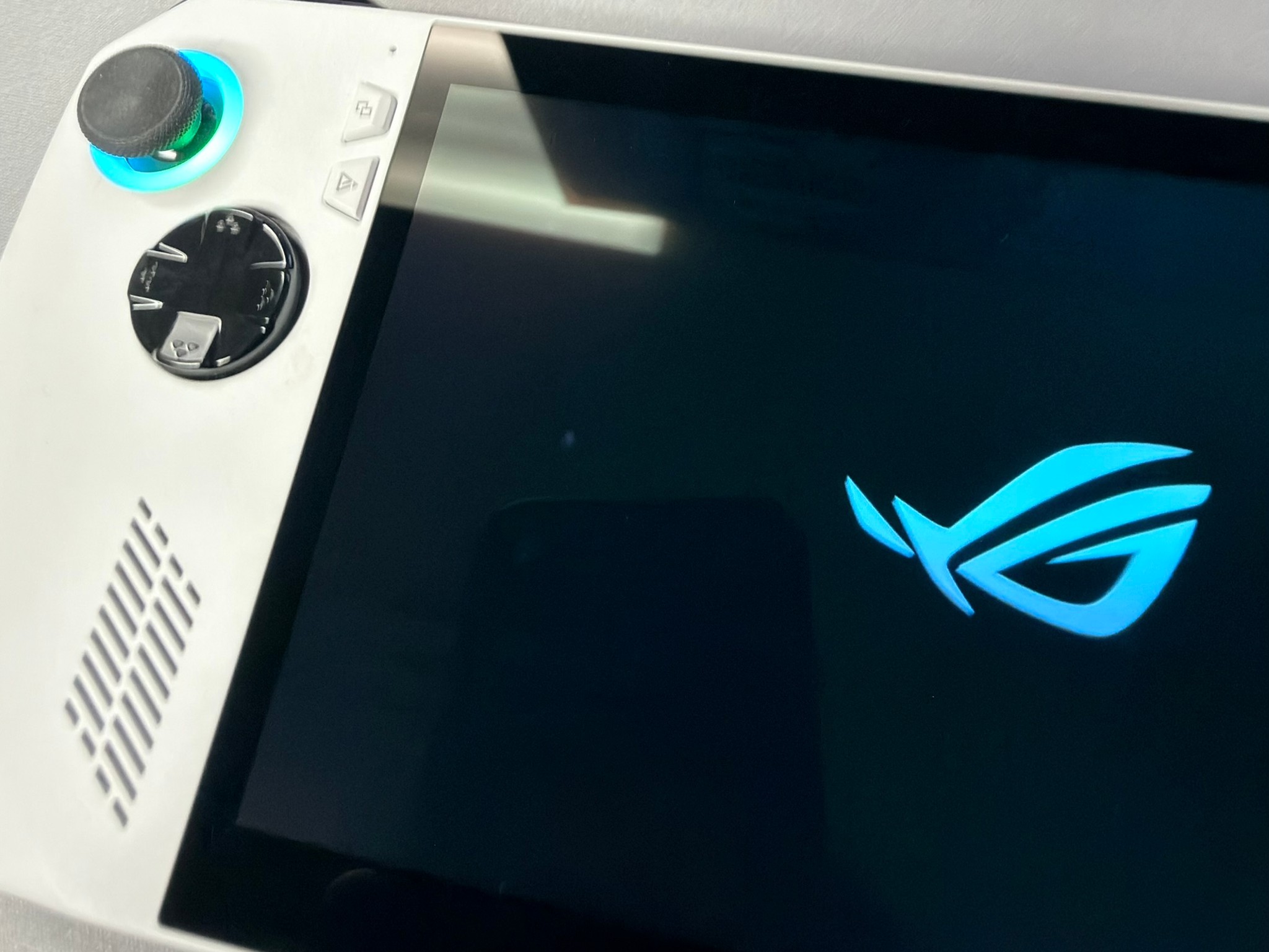 ROG Ally z1 Extreme 1tb