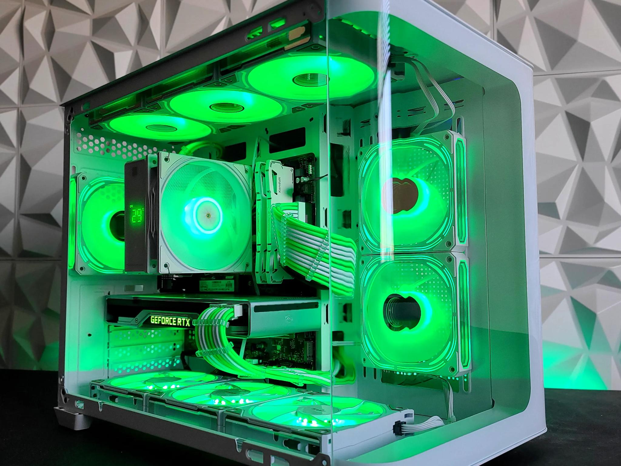 Nvidia GeForce RTX 2080 Ti 11 GB | AMD Ryzen 7 3700x 8-Core CPU | 32 GB Ram | 1 TB SSD