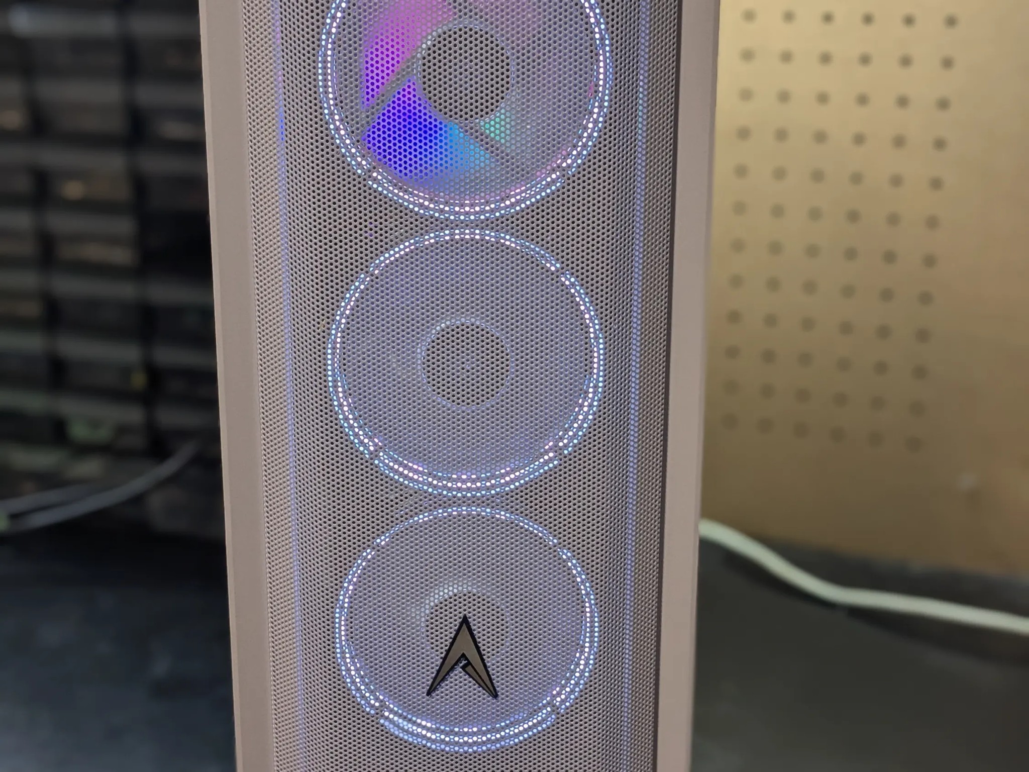 100 FPS Fortnite | 180 Day Warranty | Xeon (same as i7), 16GB RAM, 512GB SSD, GTX 980, Win10, WiFi