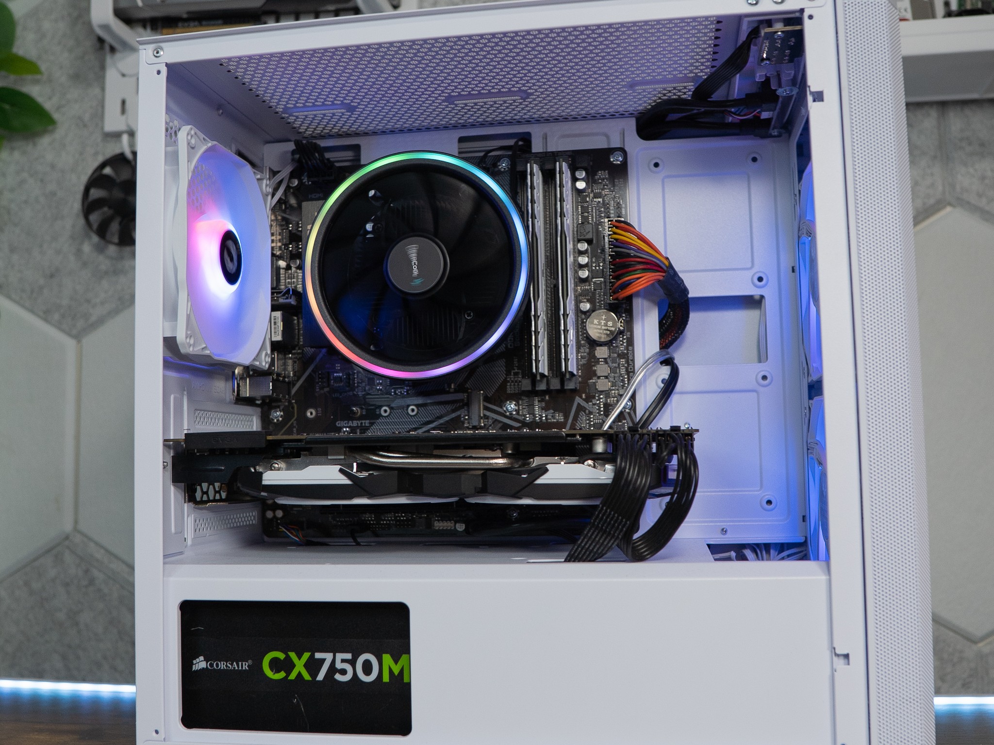 🌨🌨 | MSI GTX 1080Ti 11GB | RYZEN 7 5700X | 16GB DDR4 RAM | 1.25TB | Arctic Rainbow