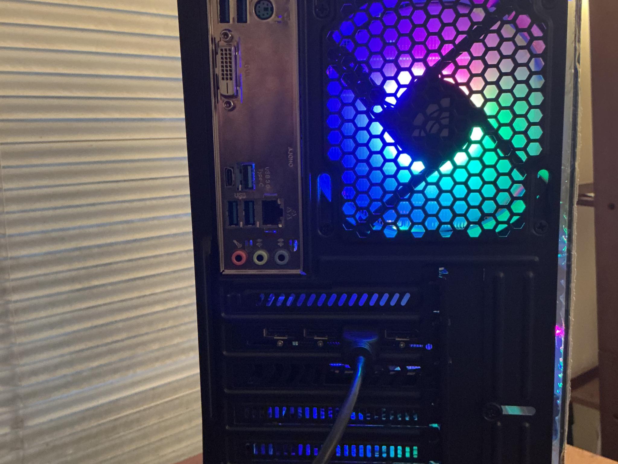 Budget AMD RX 6600 XT build!